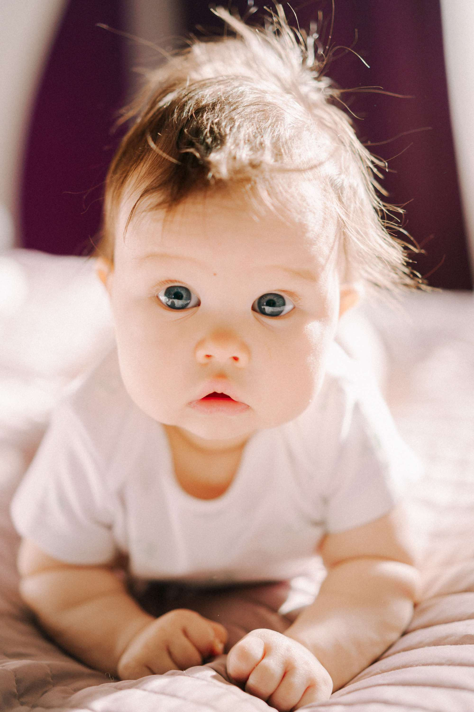 FAMILY SESSION AT HOME. Wedding Photography & Videography Team in California, Los Angeles, San Francisco, San Diego and Travel