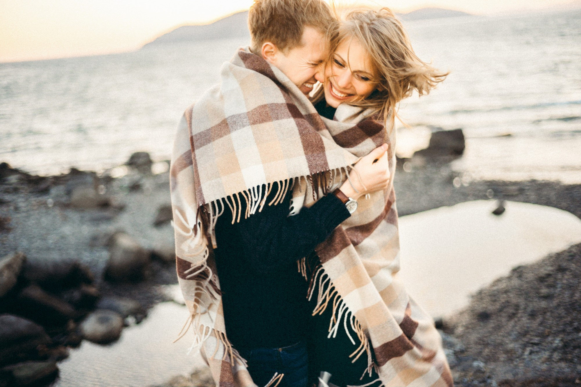 Proposal by the ocean. Wedding Photography & Videography Team in California, Los Angeles, San Francisco, San Diego and Travel
