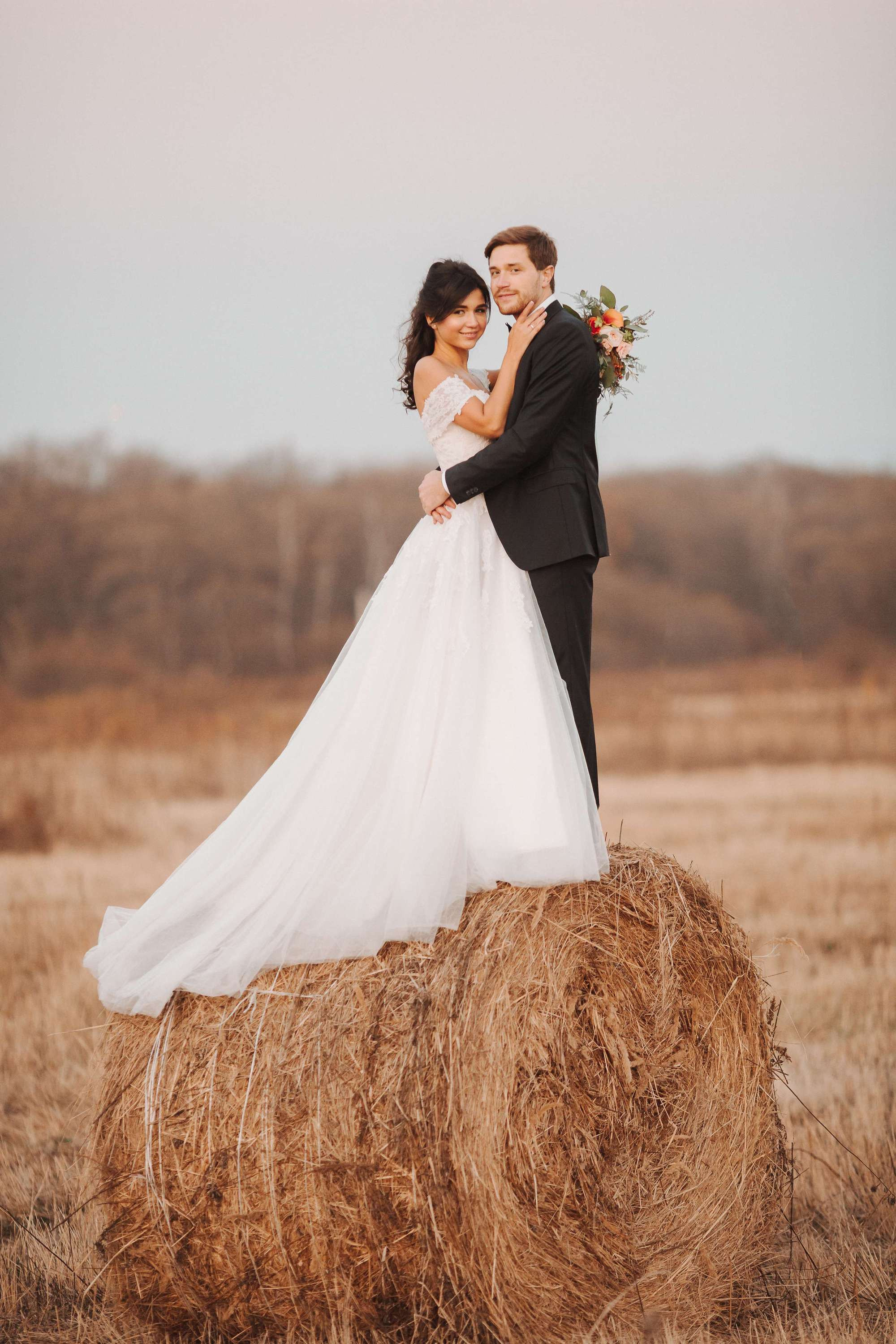 Elopement in Stacks of Hay. Wedding Photography & Videography Team in California, Los Angeles, San Francisco, San Diego and Travel