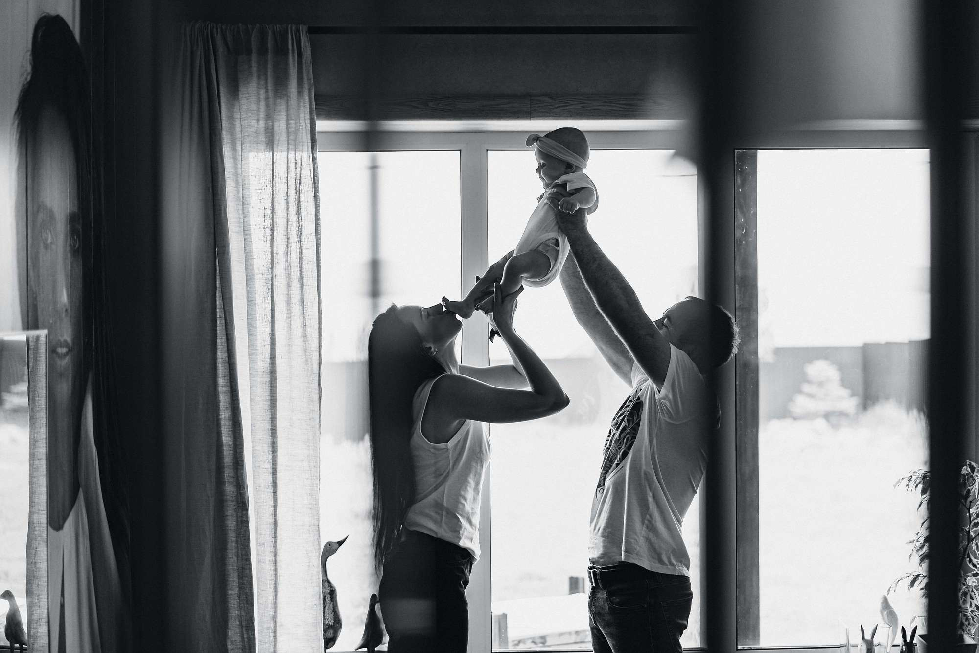 6 MONTHS BABY HOME SESSION. Wedding Photography & Videography Team in California, Los Angeles, San Francisco, San Diego and Travel