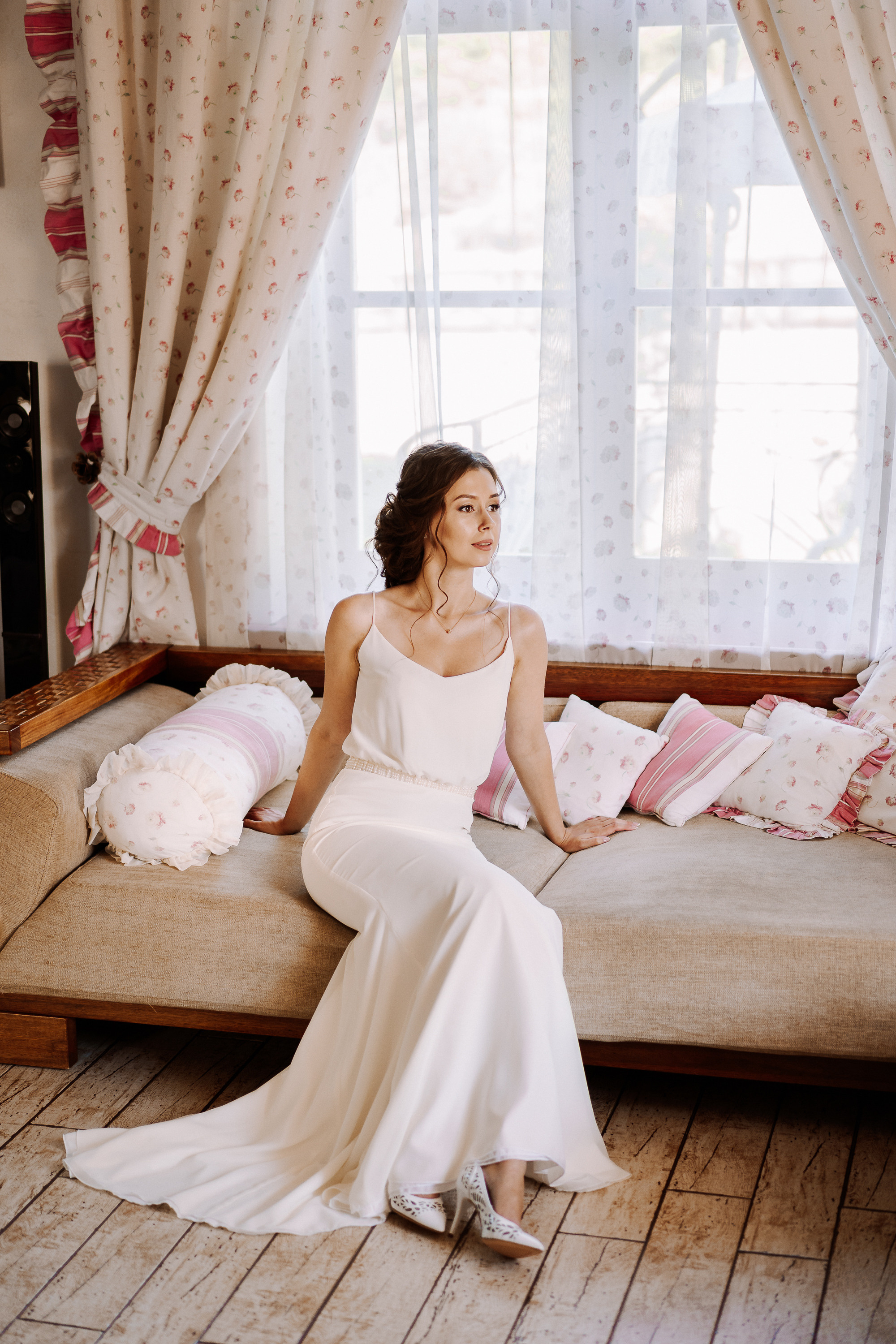 Backyard Wedding. Wedding Photography & Videography Team in California, Los Angeles, San Francisco, San Diego and Travel