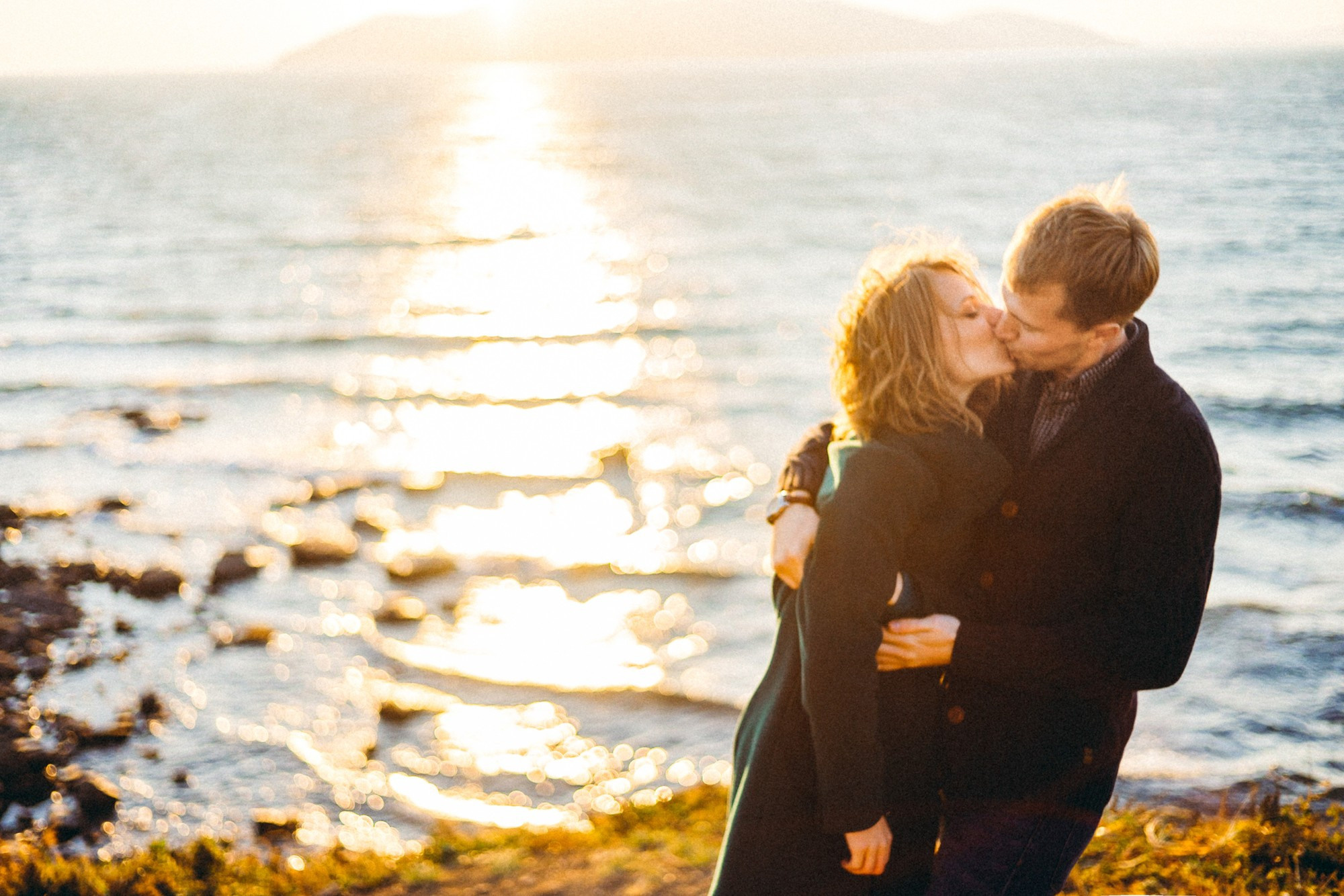 Proposal by the ocean. Wedding Photography & Videography Team in California, Los Angeles, San Francisco, San Diego and Travel