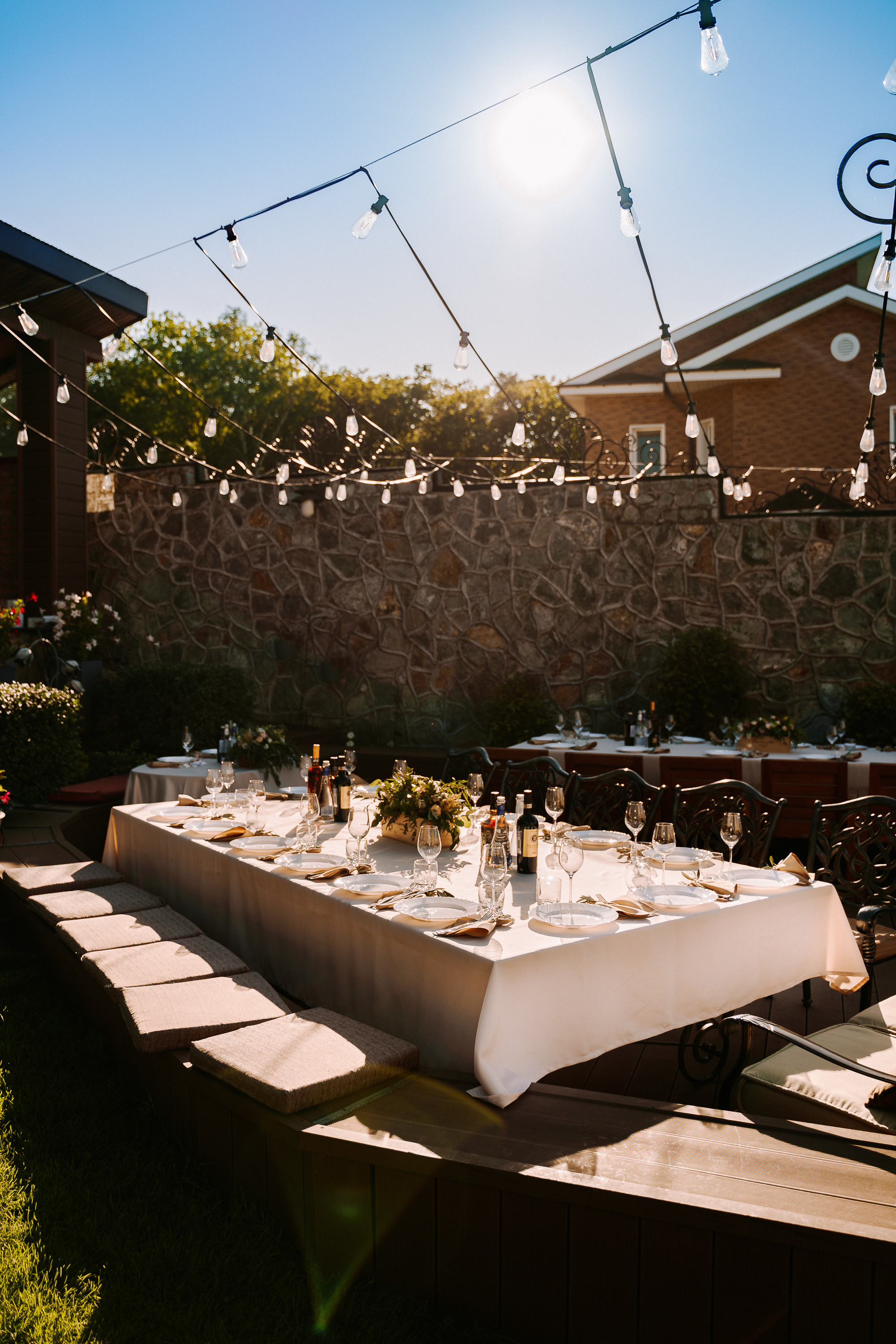 Backyard Wedding. Wedding Photography & Videography Team in California, Los Angeles, San Francisco, San Diego and Travel