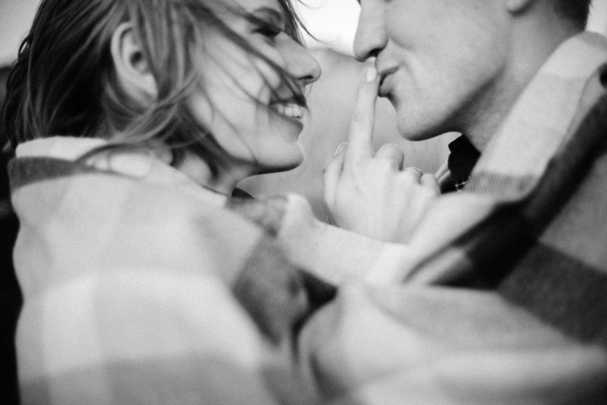 Proposal by the ocean. Wedding Photography & Videography Team in California, Los Angeles, San Francisco, San Diego and Travel