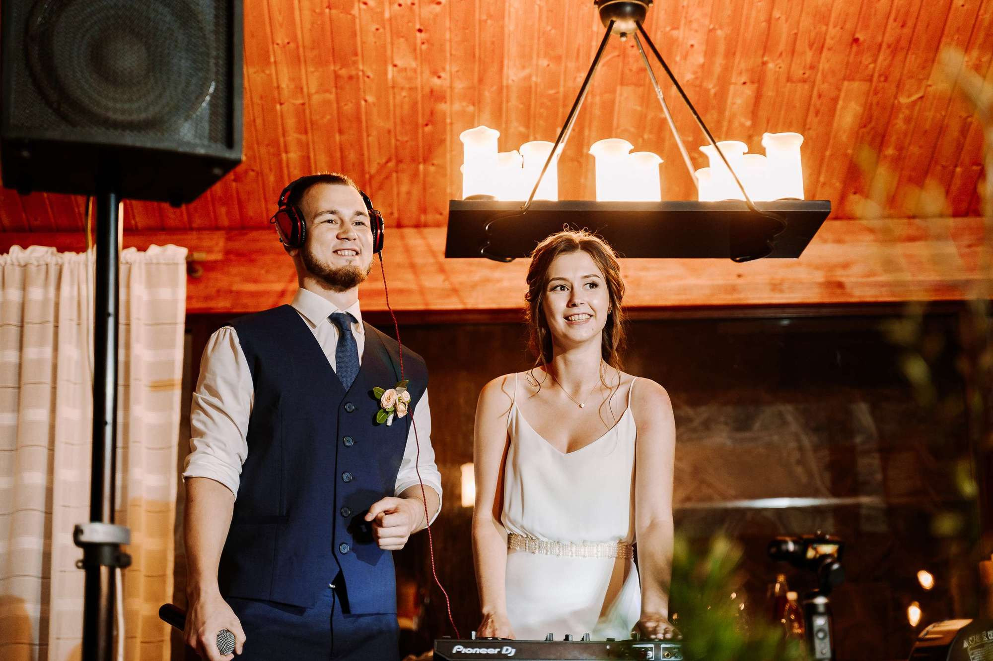 Backyard Wedding. Wedding Photography & Videography Team in California, Los Angeles, San Francisco, San Diego and Travel