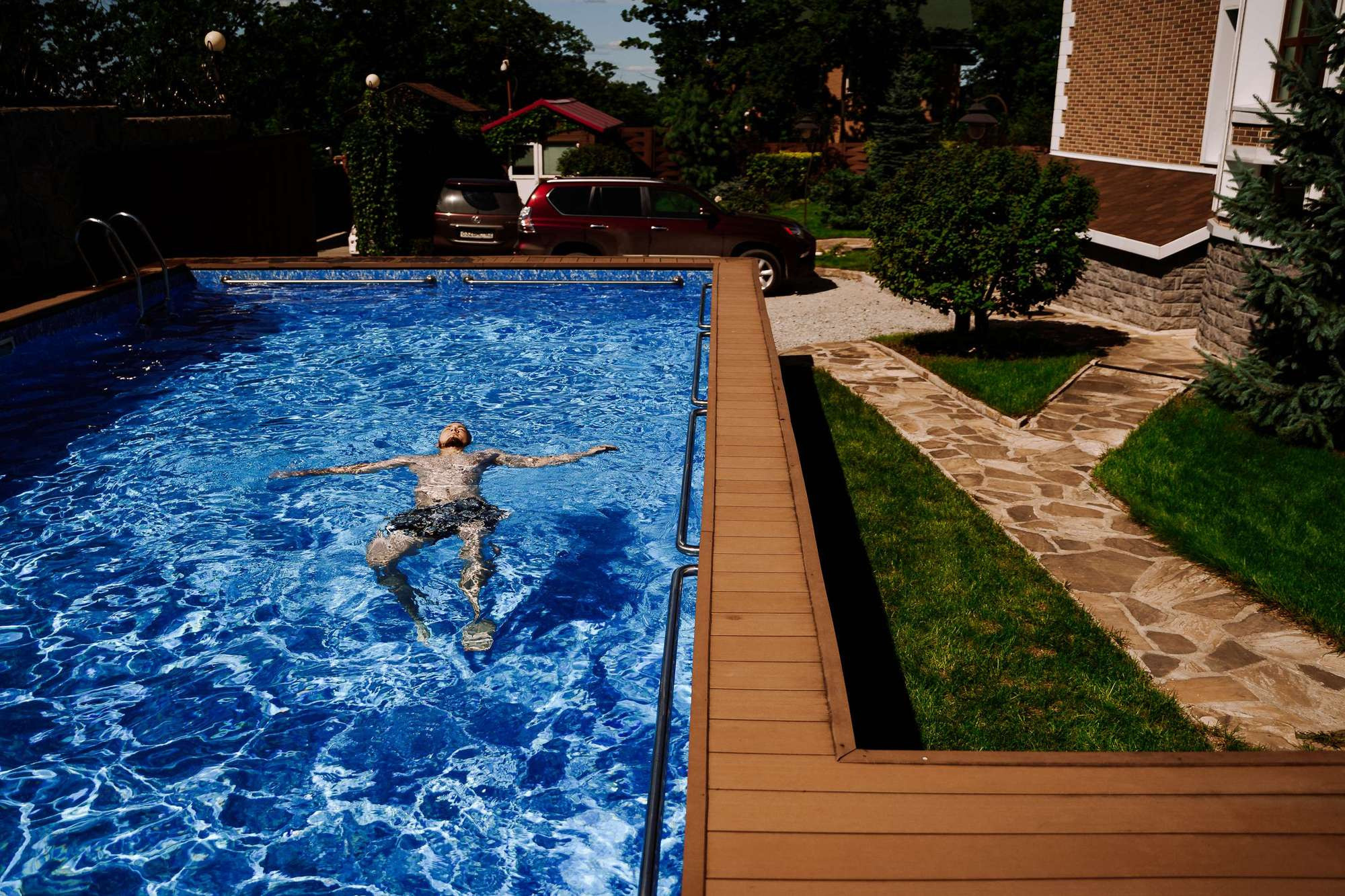 Backyard Wedding. Wedding Photography & Videography Team in California, Los Angeles, San Francisco, San Diego and Travel