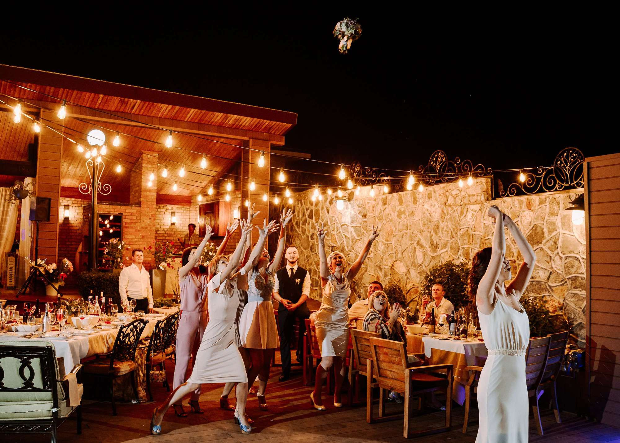 Backyard Wedding. Wedding Photography & Videography Team in California, Los Angeles, San Francisco, San Diego and Travel