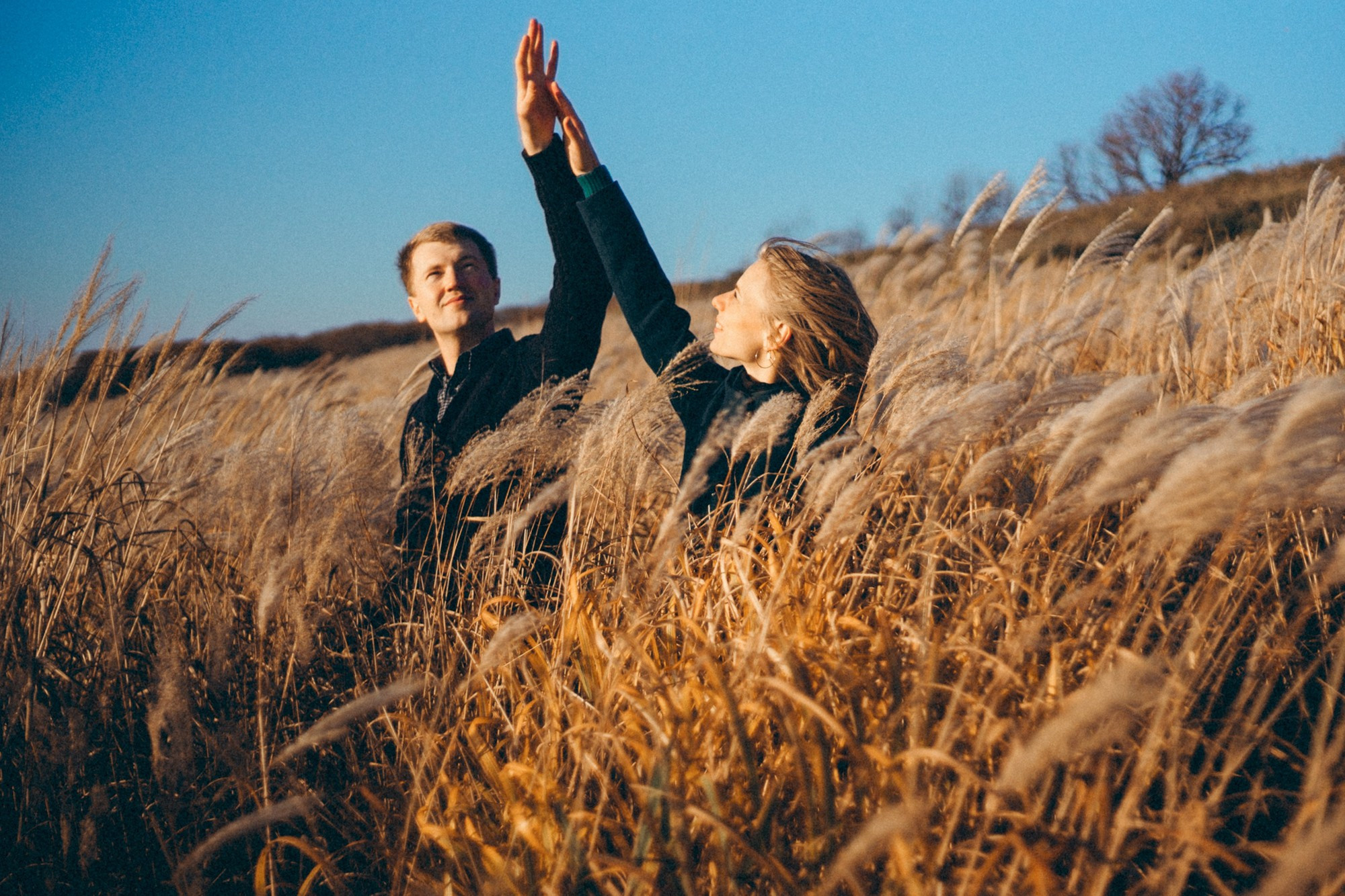 Proposal by the ocean. Wedding Photography & Videography Team in California, Los Angeles, San Francisco, San Diego and Travel