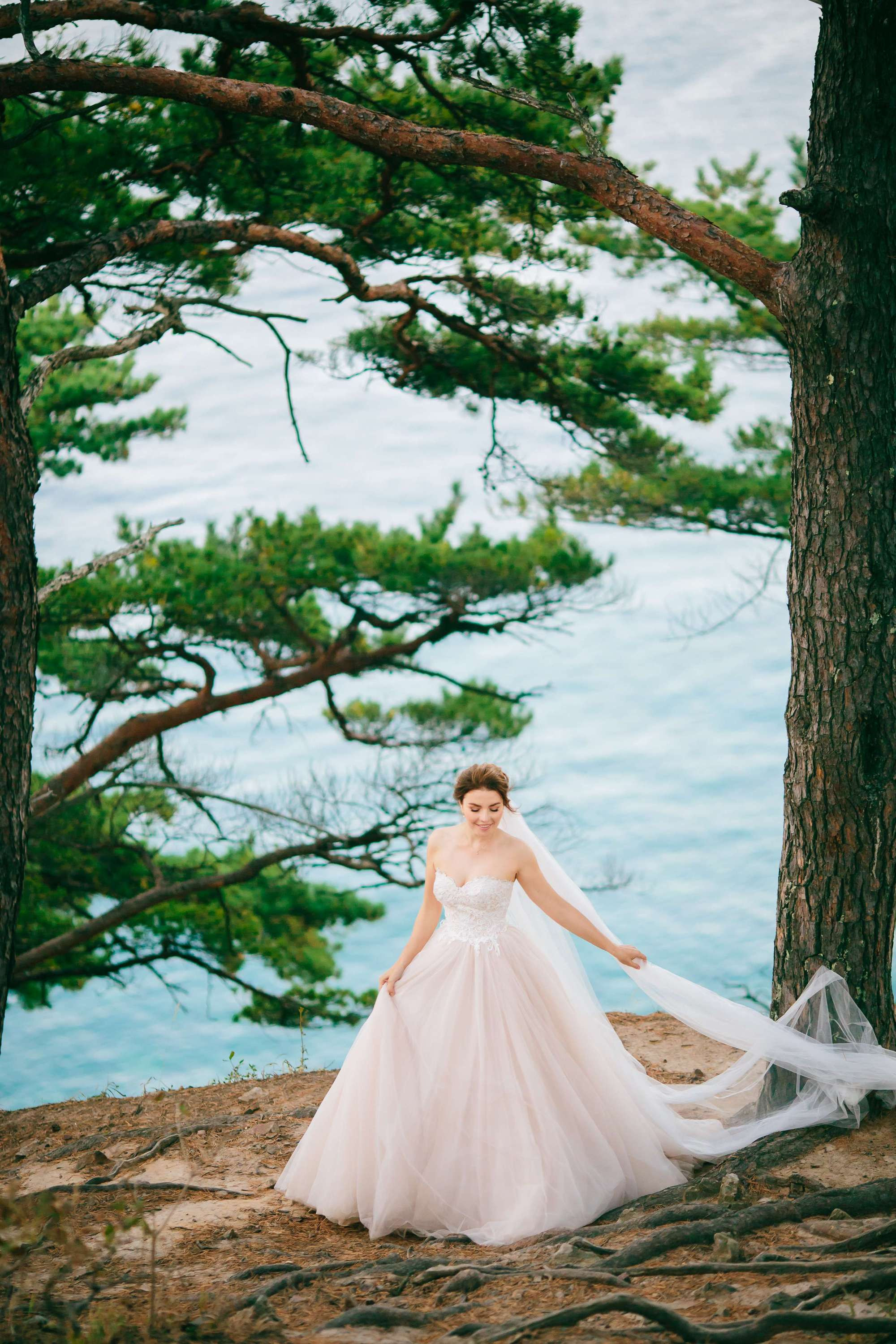 Big Sur Elopement. Wedding Photography & Videography Team in California, Los Angeles, San Francisco, San Diego and Travel