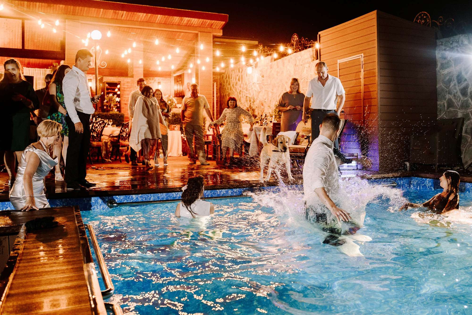 Backyard Wedding. Wedding Photography & Videography Team in California, Los Angeles, San Francisco, San Diego and Travel