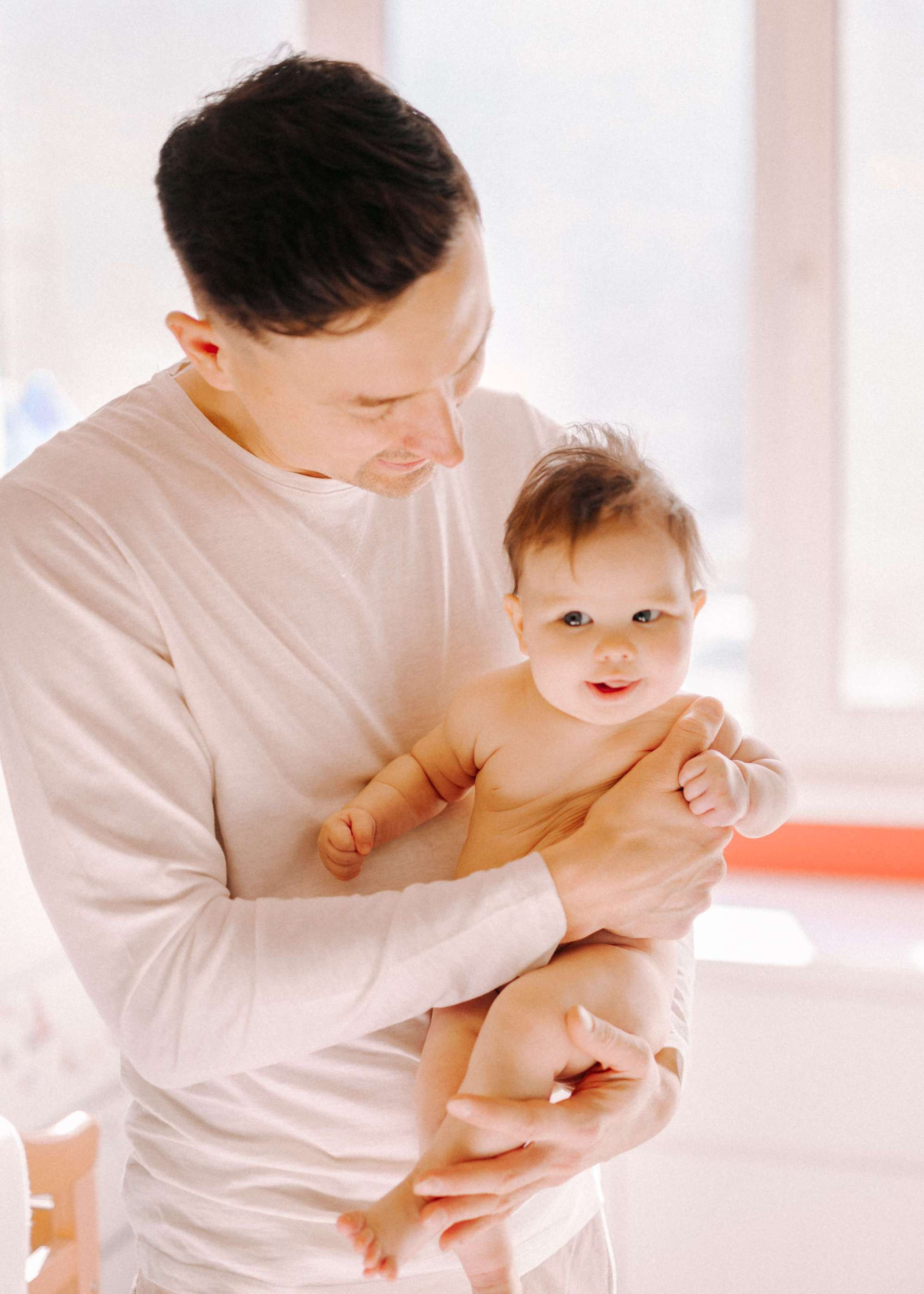 FAMILY SESSION AT HOME. Wedding Photography & Videography Team in California, Los Angeles, San Francisco, San Diego and Travel