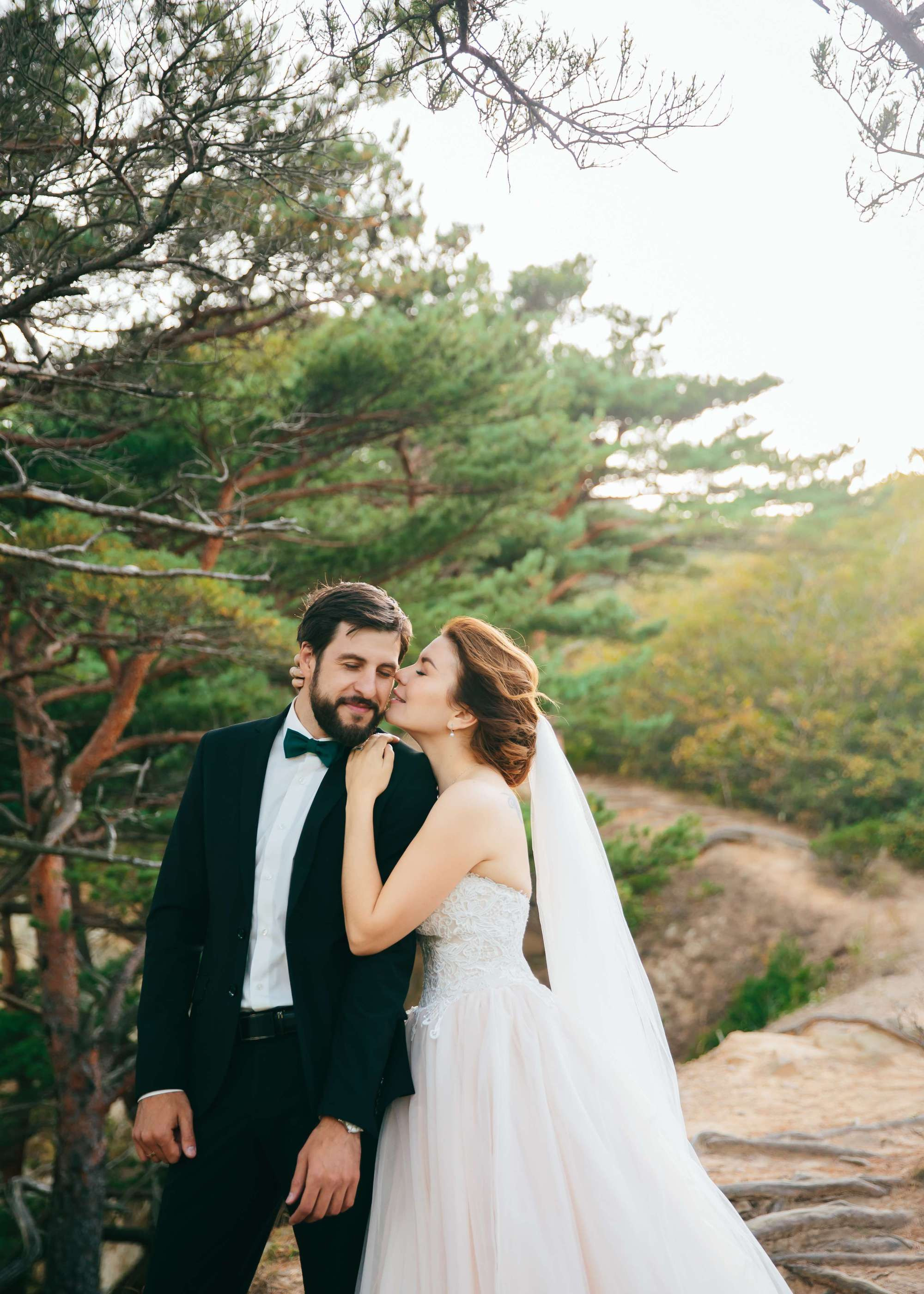 Big Sur Elopement. Wedding Photography & Videography Team in California, Los Angeles, San Francisco, San Diego and Travel