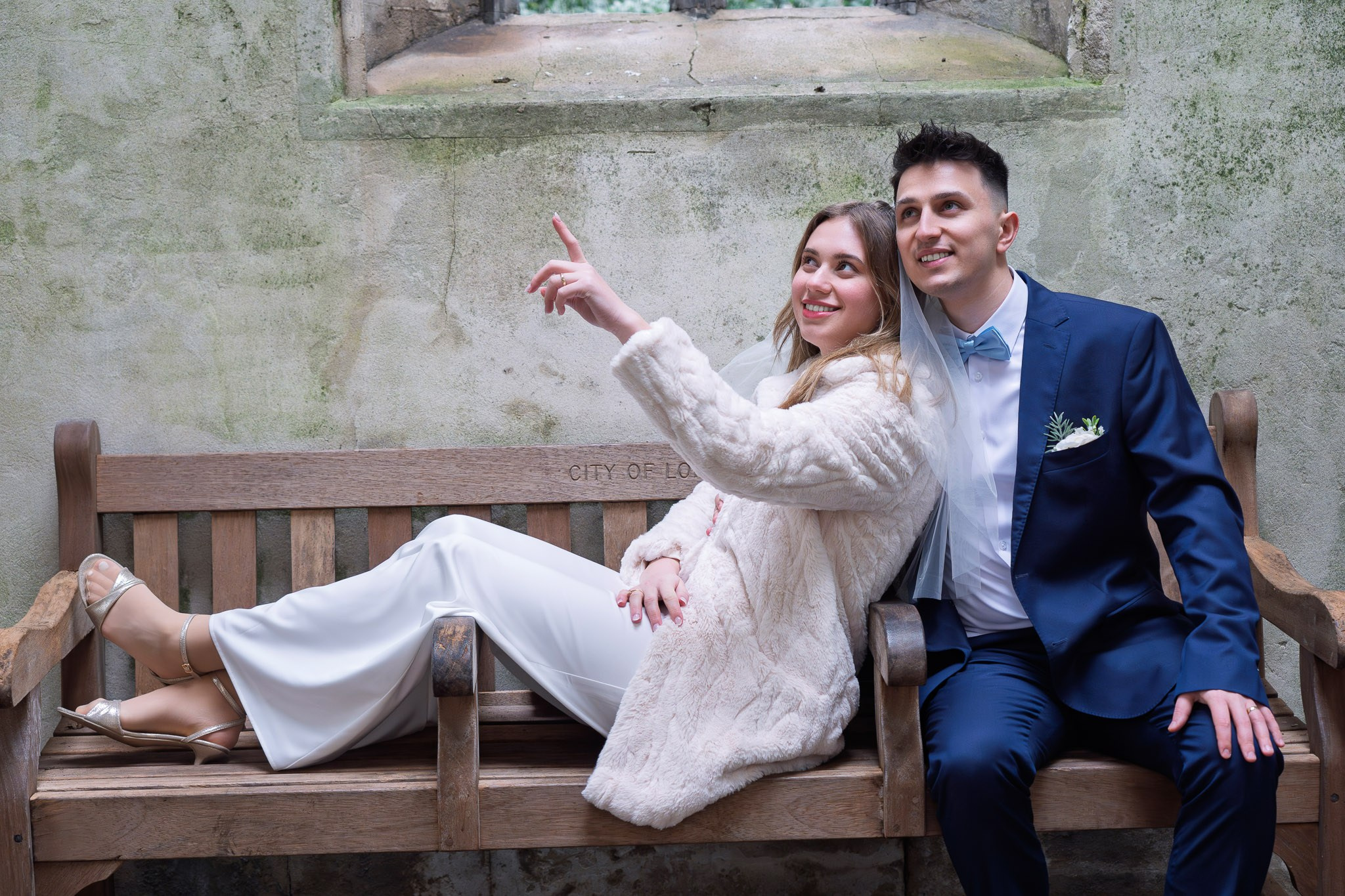 Book a wedding photographer and videographer in London. Wedding photographer in United Kingdom