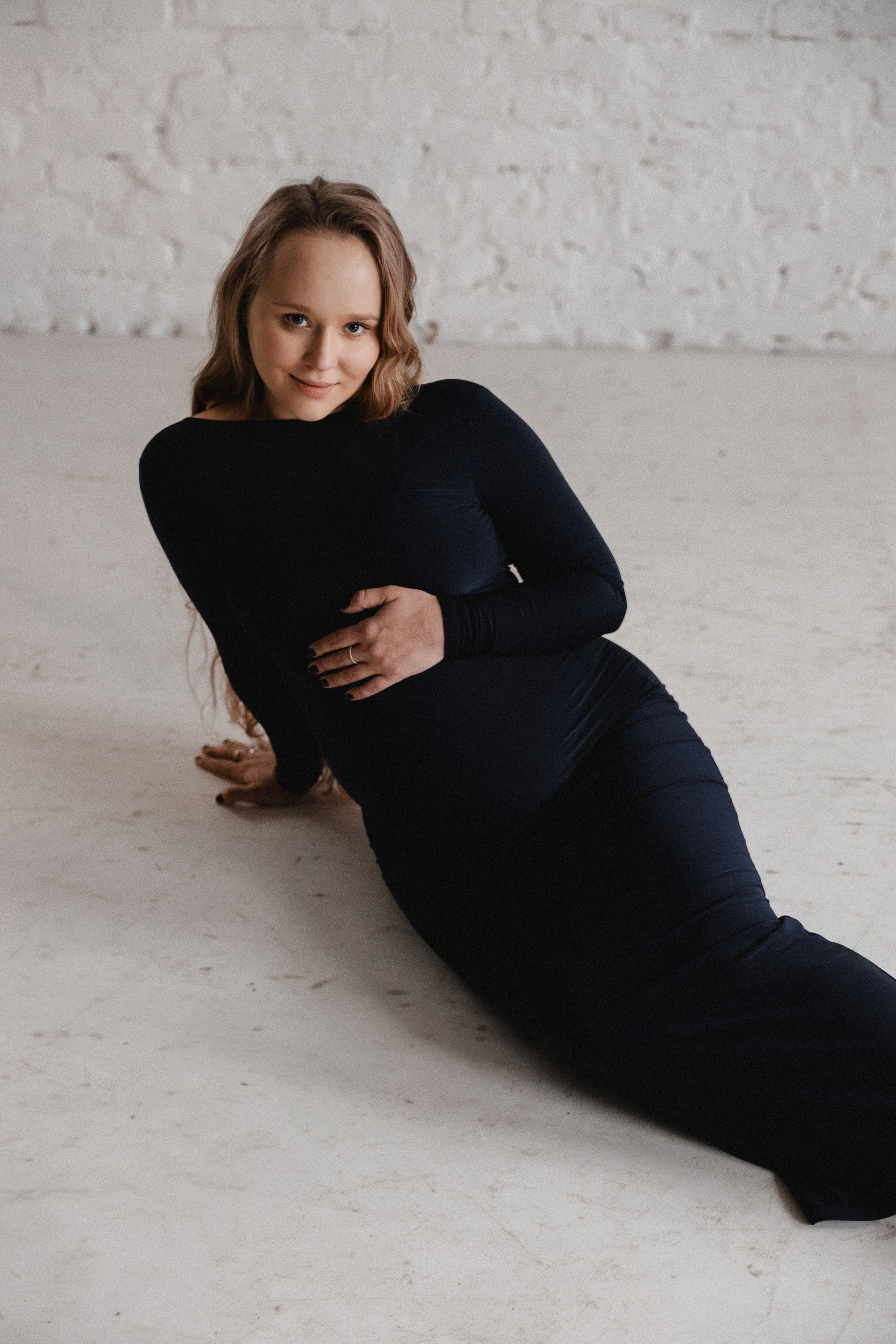 Babybauch Shooting im Fotostudio | Schwangerschaftsfotos in Bochum. Hochzeitsfotografin Bochum | Halyna Reiche Fotografie NRW