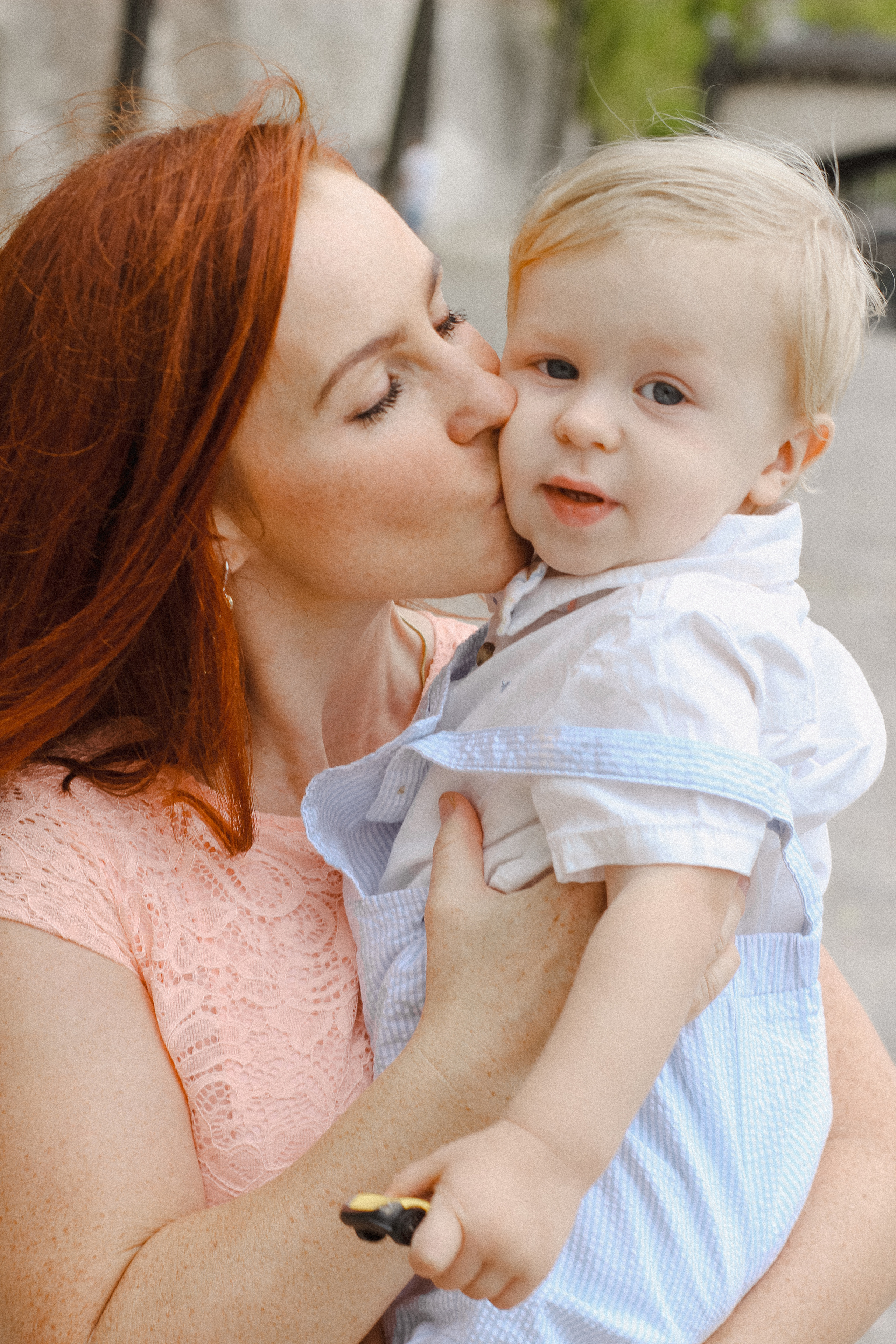 Family photo shooting in Paris. Фотограф в Париже