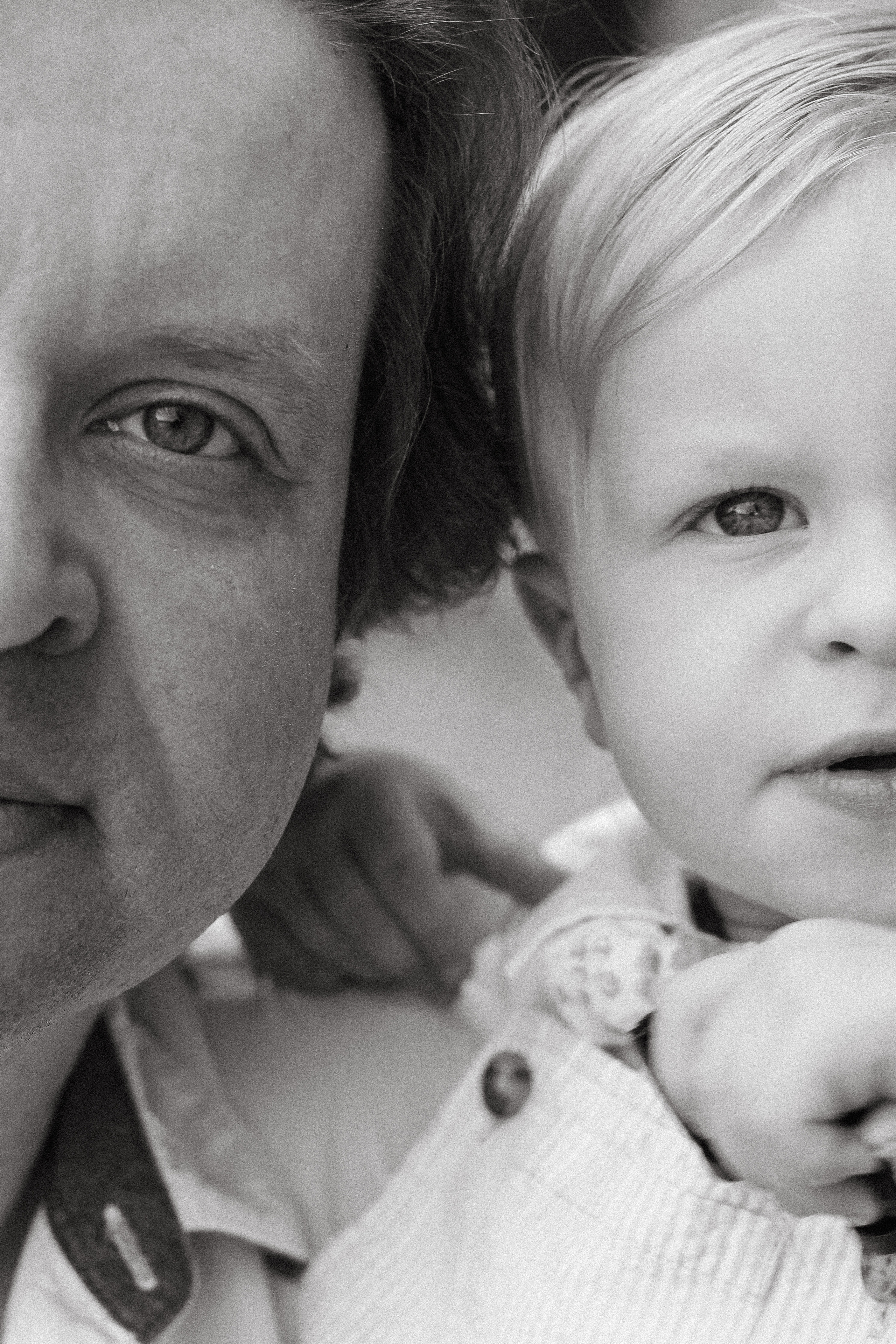 Family photo shooting in Paris. Фотограф в Париже