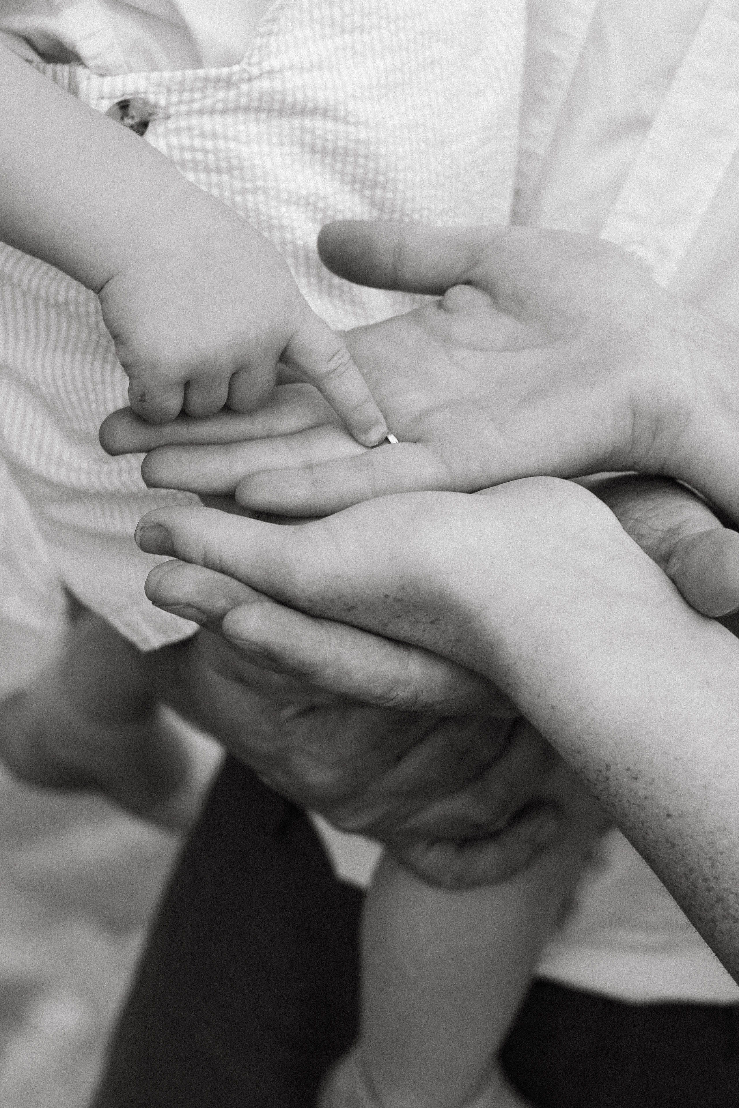 Family photo shooting in Paris. Фотограф в Париже