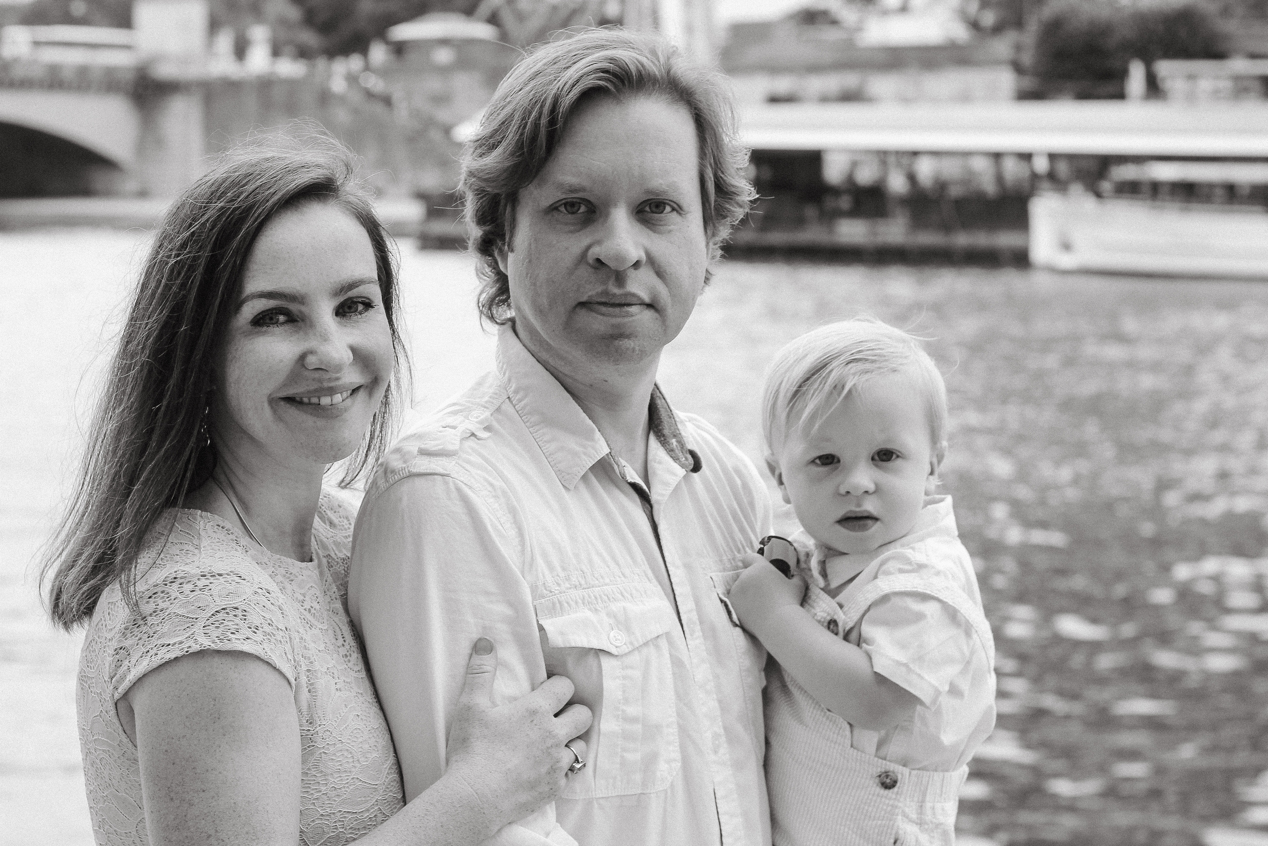 Family photo shooting in Paris. Фотограф в Париже