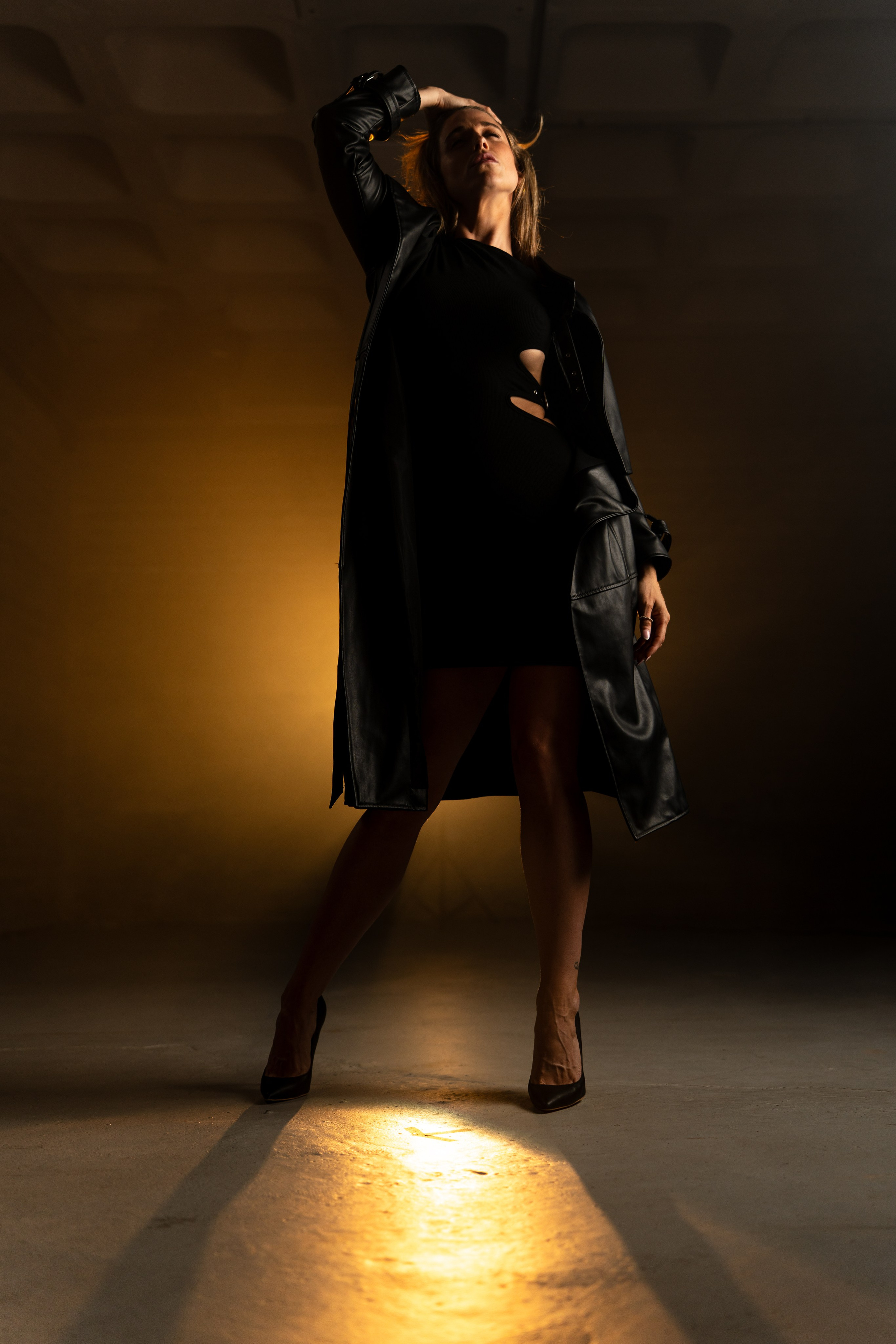 „Kölsch&Shoot“ in Cologne w/ Lisa (Set #4). URBANSTREETFILES.ART