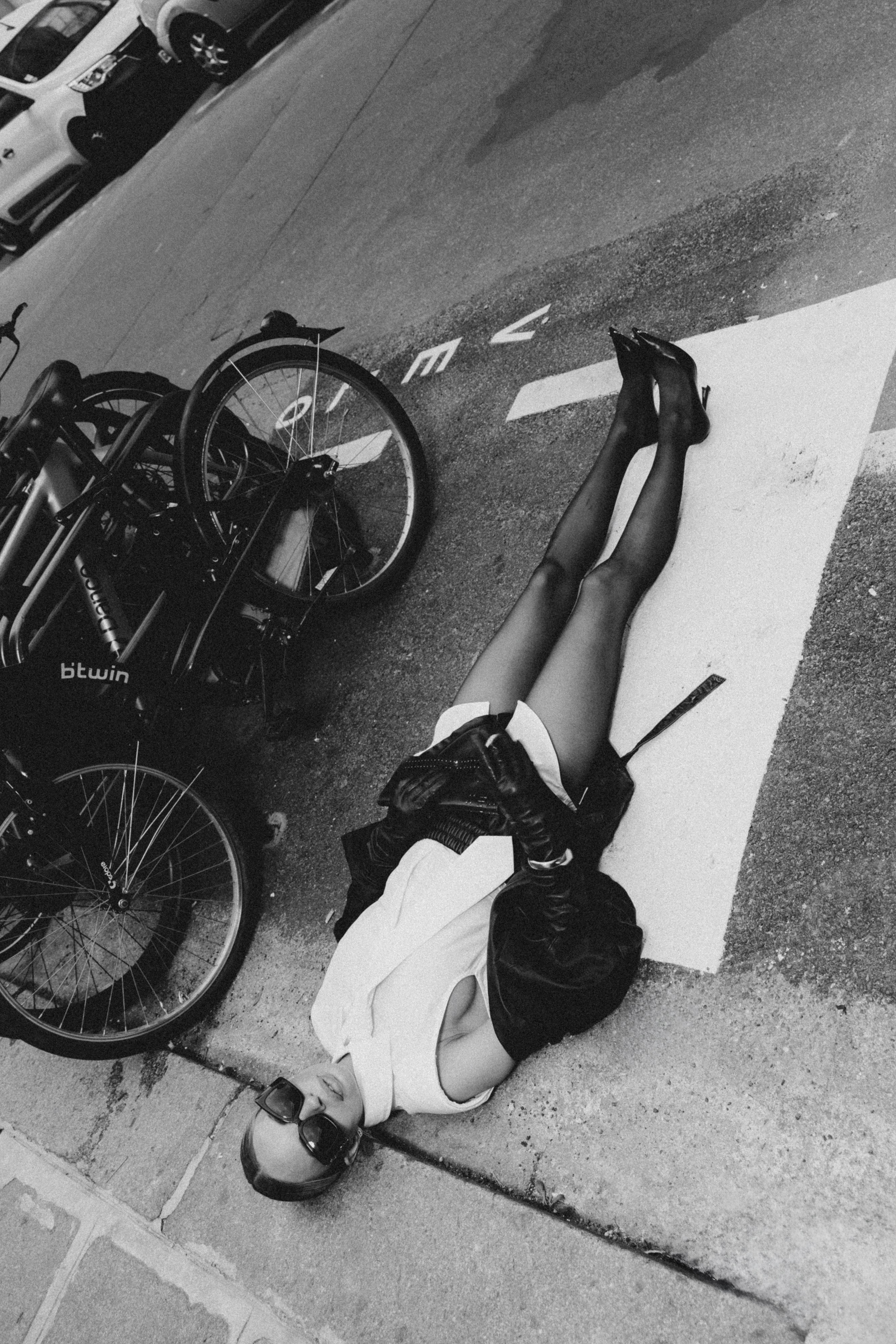 Street Editorial. Ilia Pisarenko — Fashion & Street Photographer in Paris