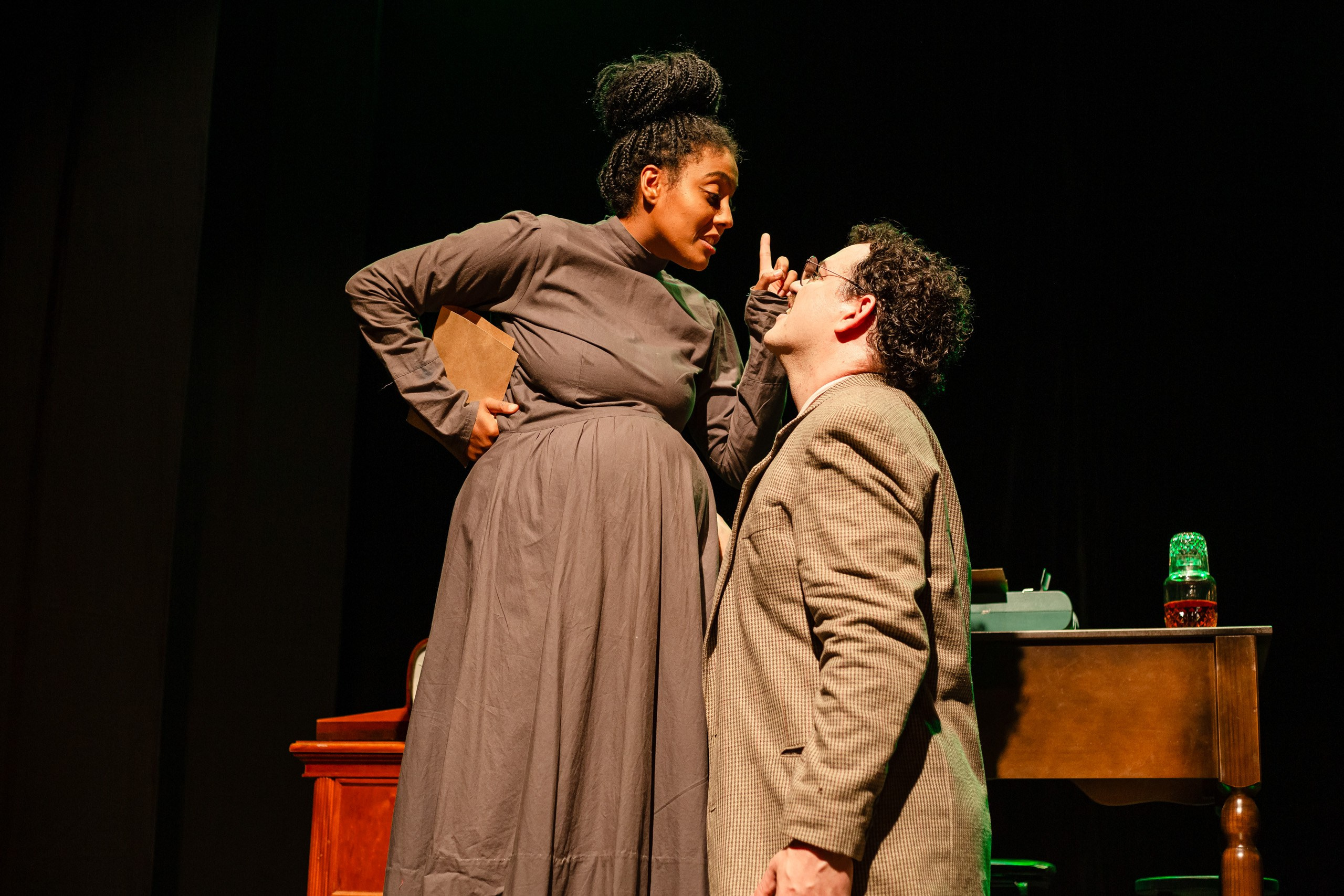 Espetáculo teatral O Alienista — Anchieta Arte Cênica