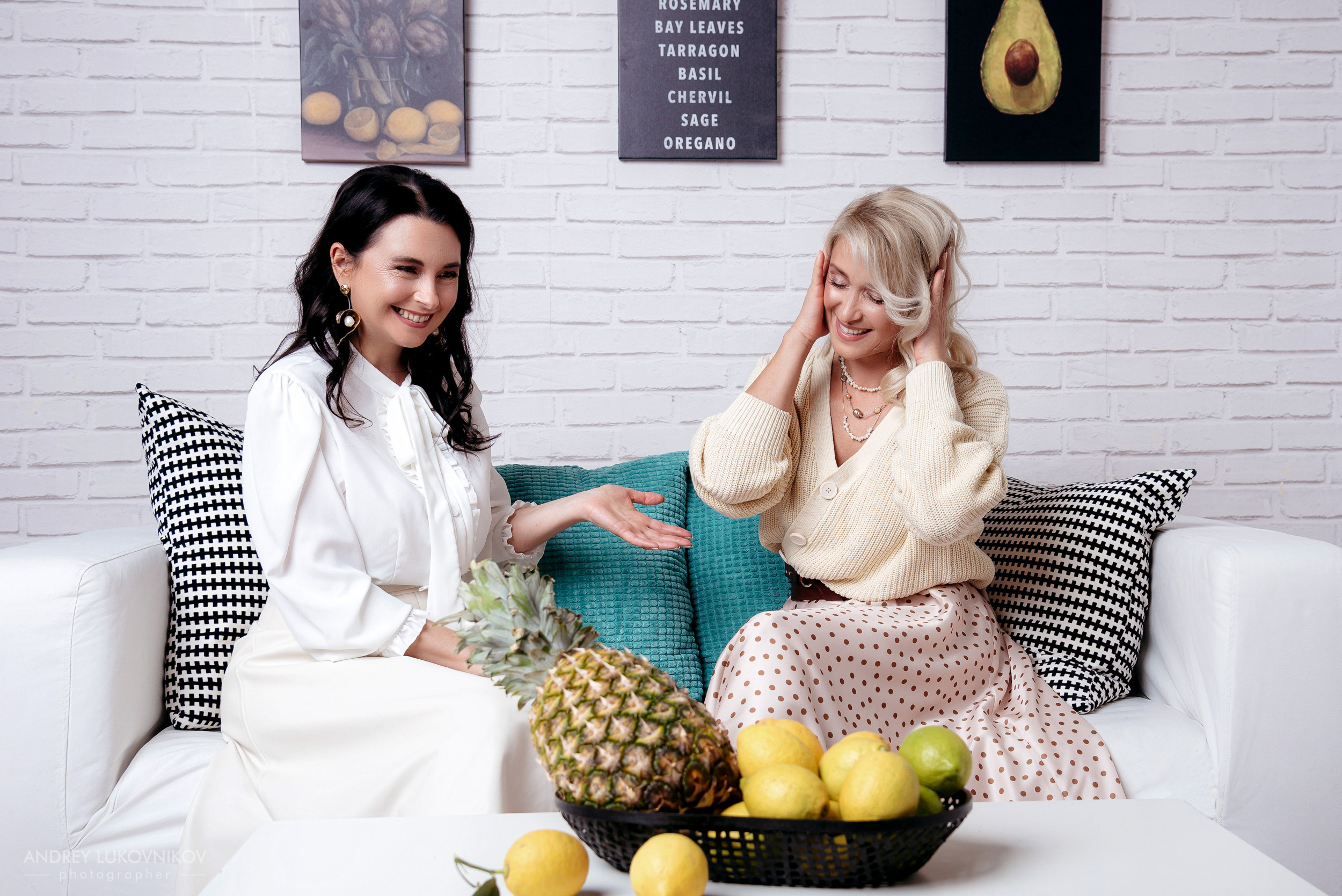 Контентная студийная фотосессия для блогеров