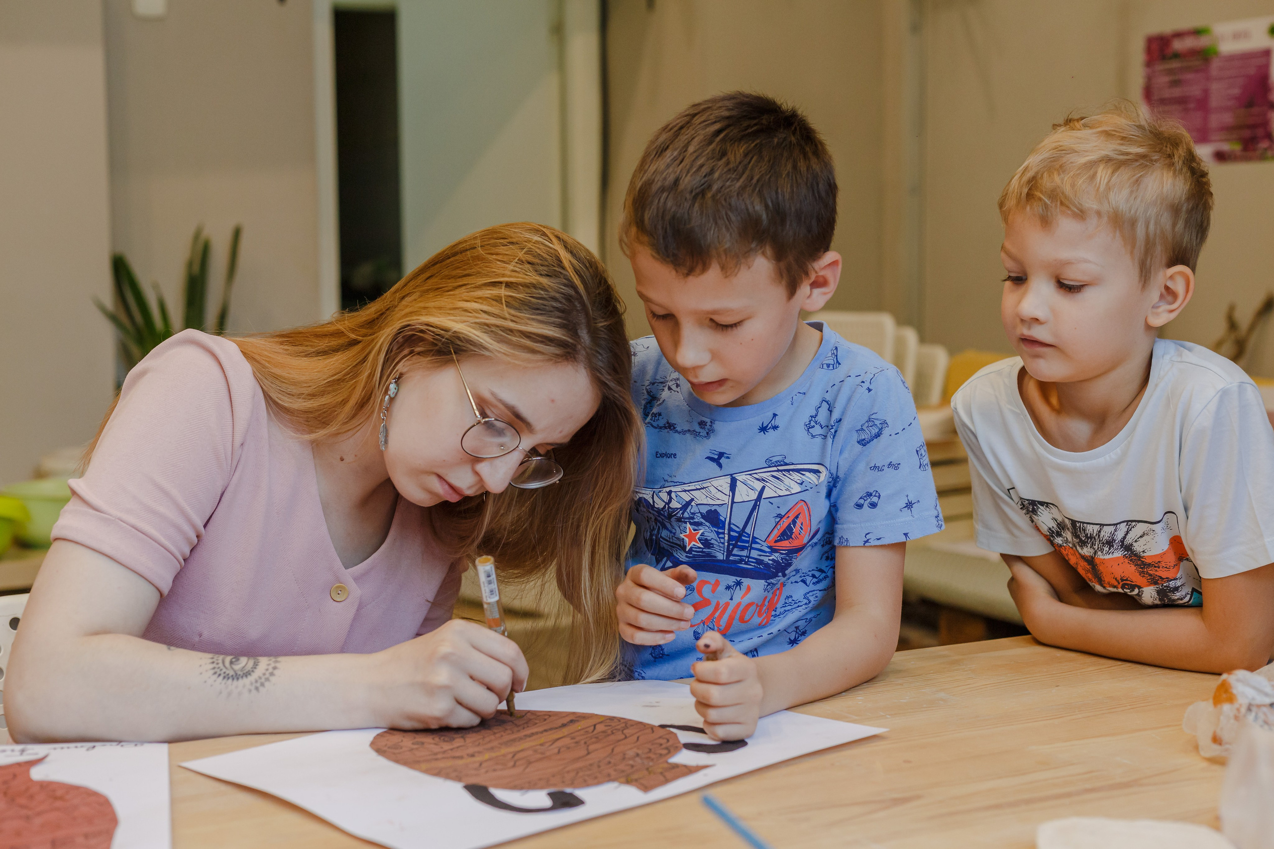 Campamento de verano infantil del taller de cerámica. Fotógrafo de retrato, familia y reportajes en Valencia | España | Europa Vitalii Lumier