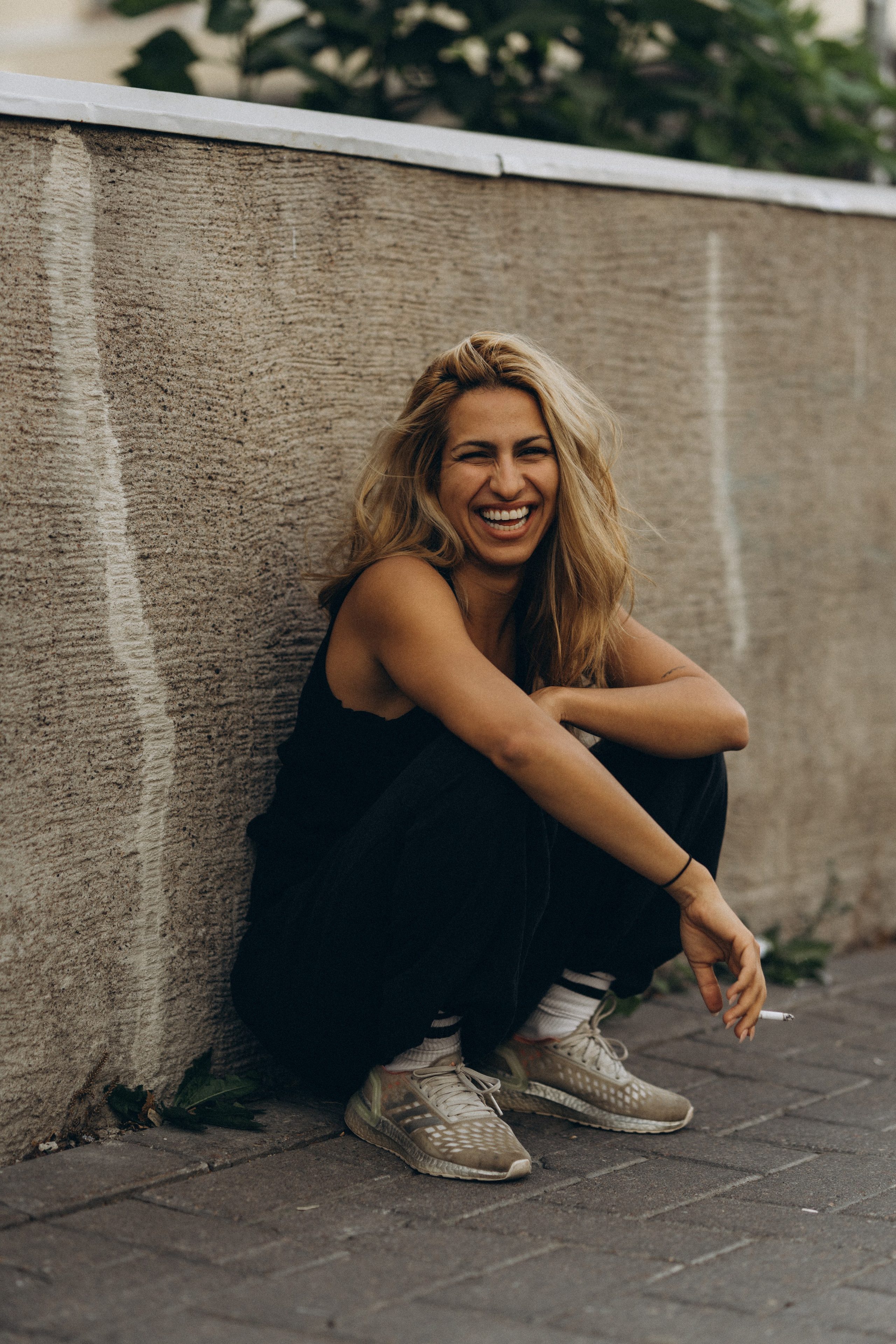 Mitra. Wedding and potrait photographer in Helsinki Vickan O