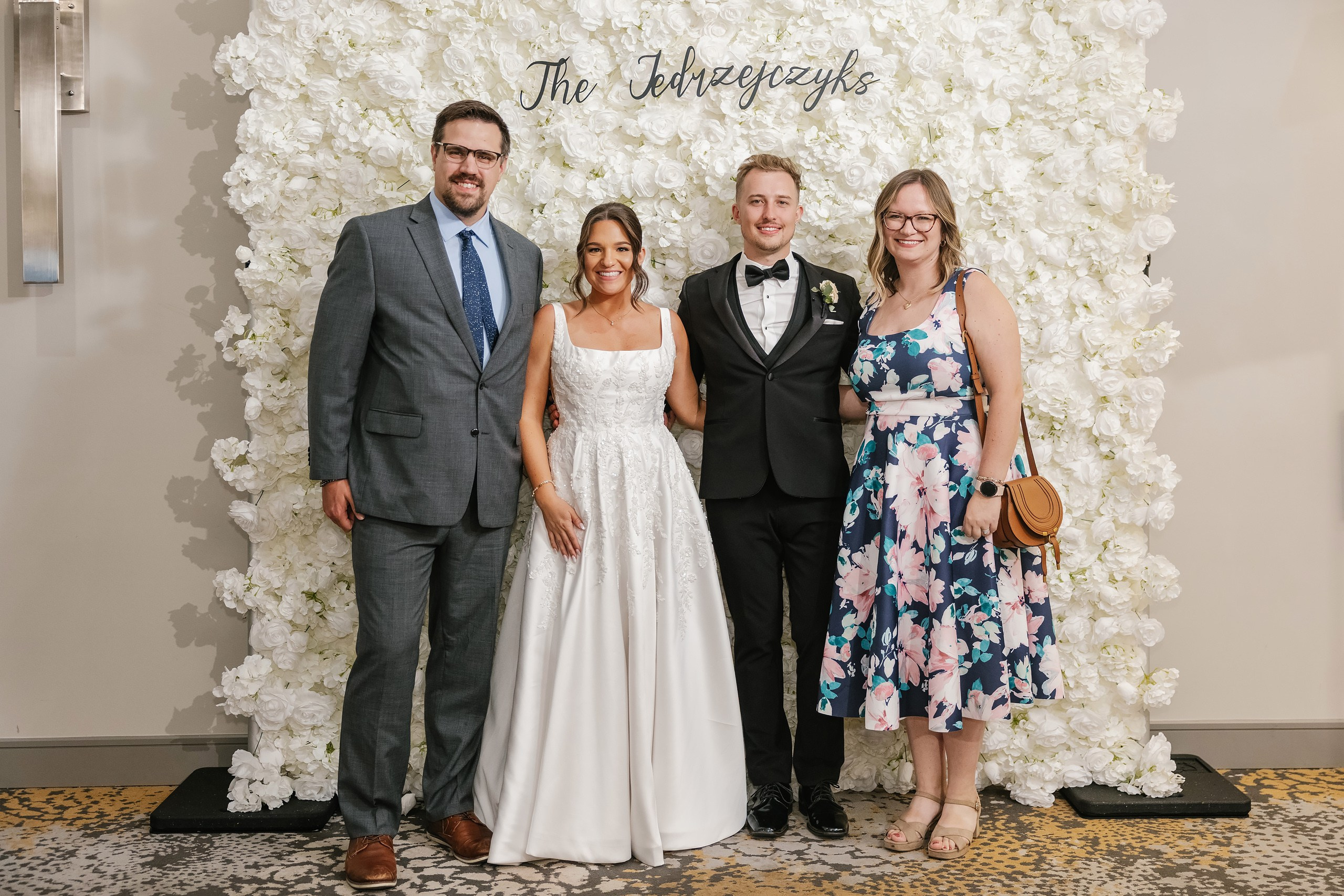 09.06.2025 Wedding. Wedding family event photographer in Chicago Nick Yushevich