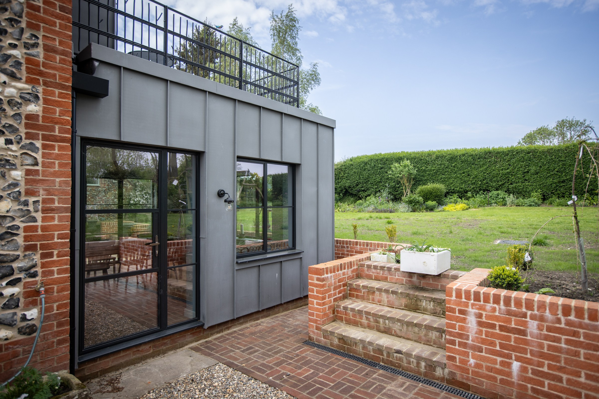 Contact. Maxwell Gordon Media | Real Estate Media | Photography / Videography / Virtual Tours