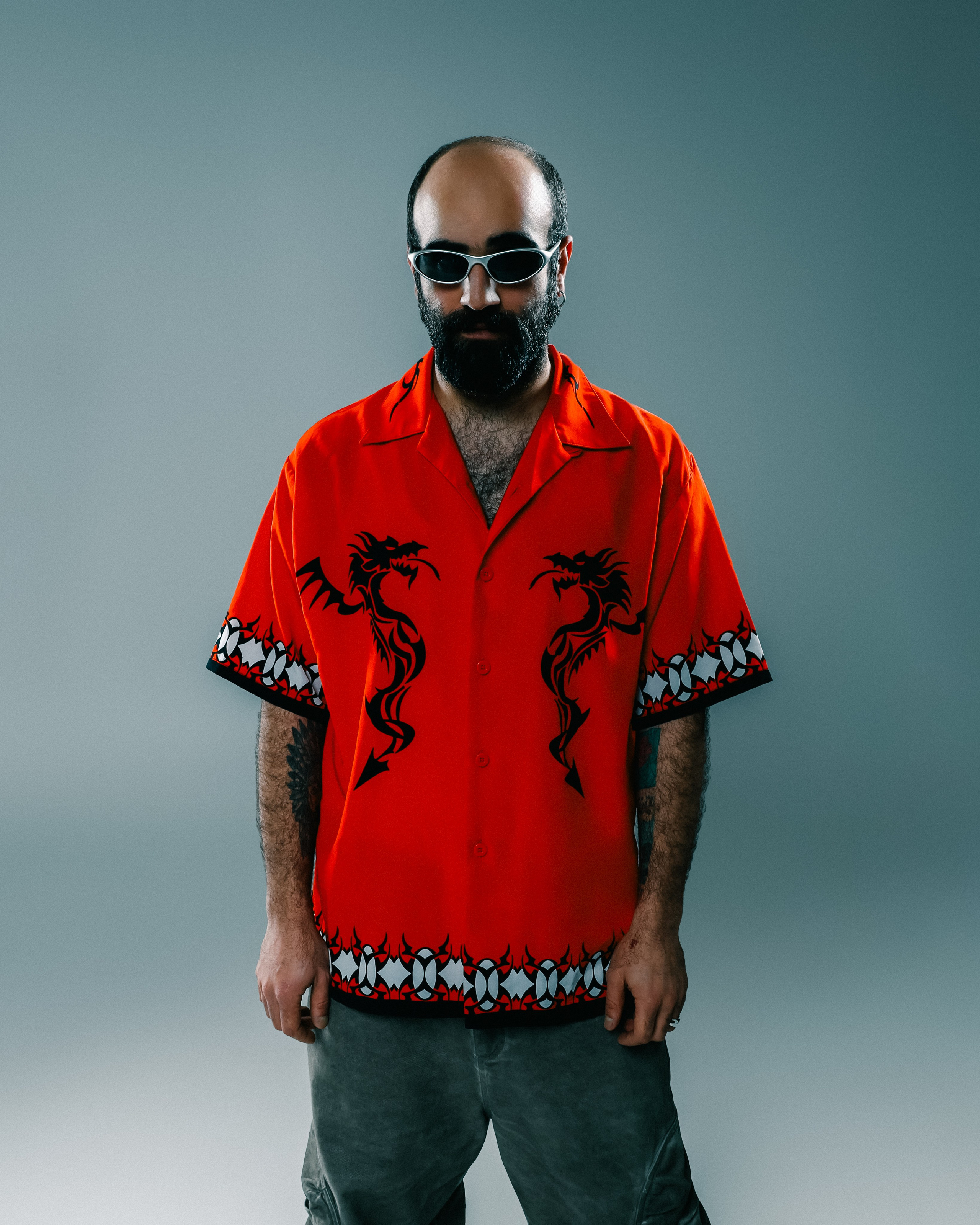 Studio (taron). Asmikiam