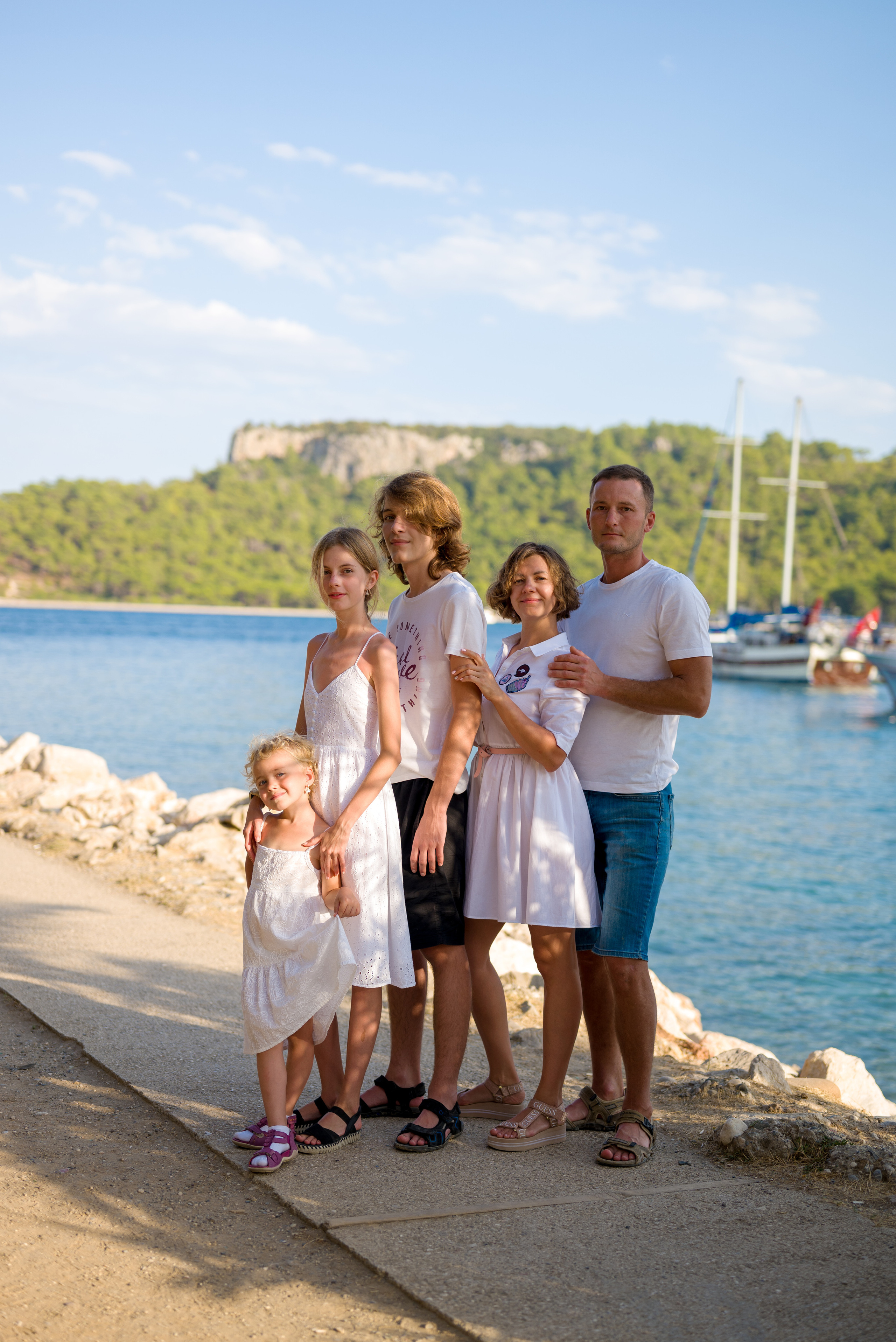 Семейная фотосессия в парках Кемера. Photographer in Antalya, Kemer, Turkey