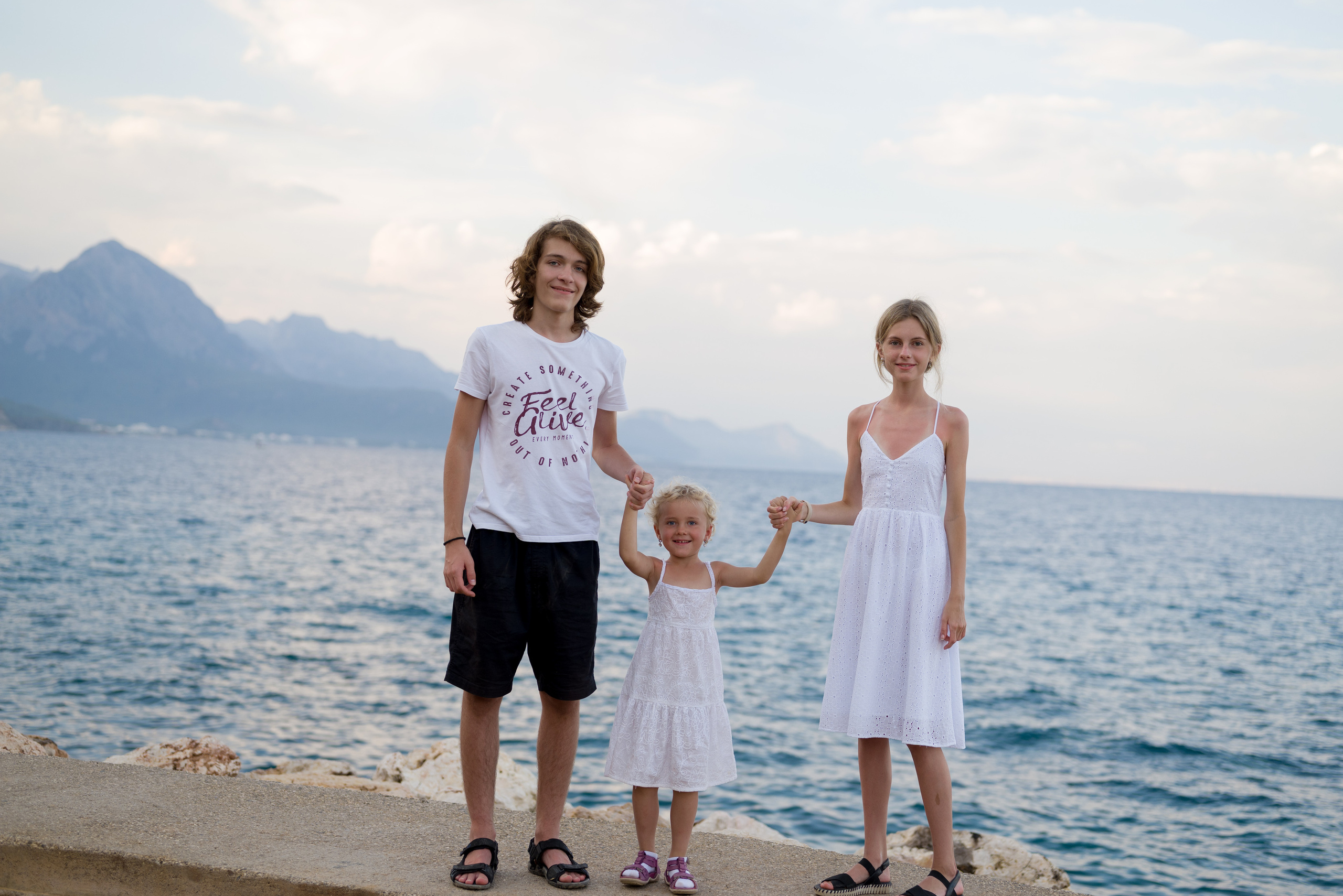 Семейная фотосессия в парках Кемера. Photographer in Antalya, Kemer, Turkey