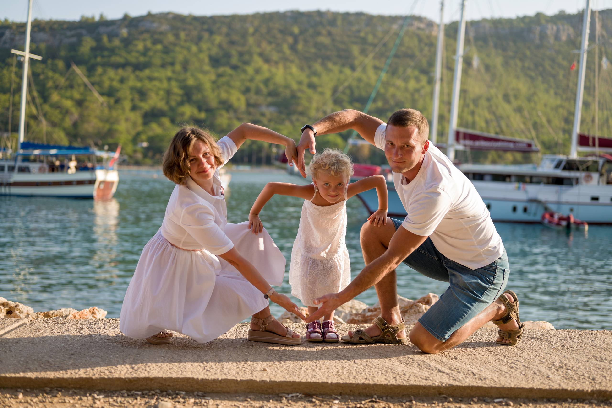 Семейная фотосессия в парках Кемера. Photographer in Antalya, Kemer, Turkey