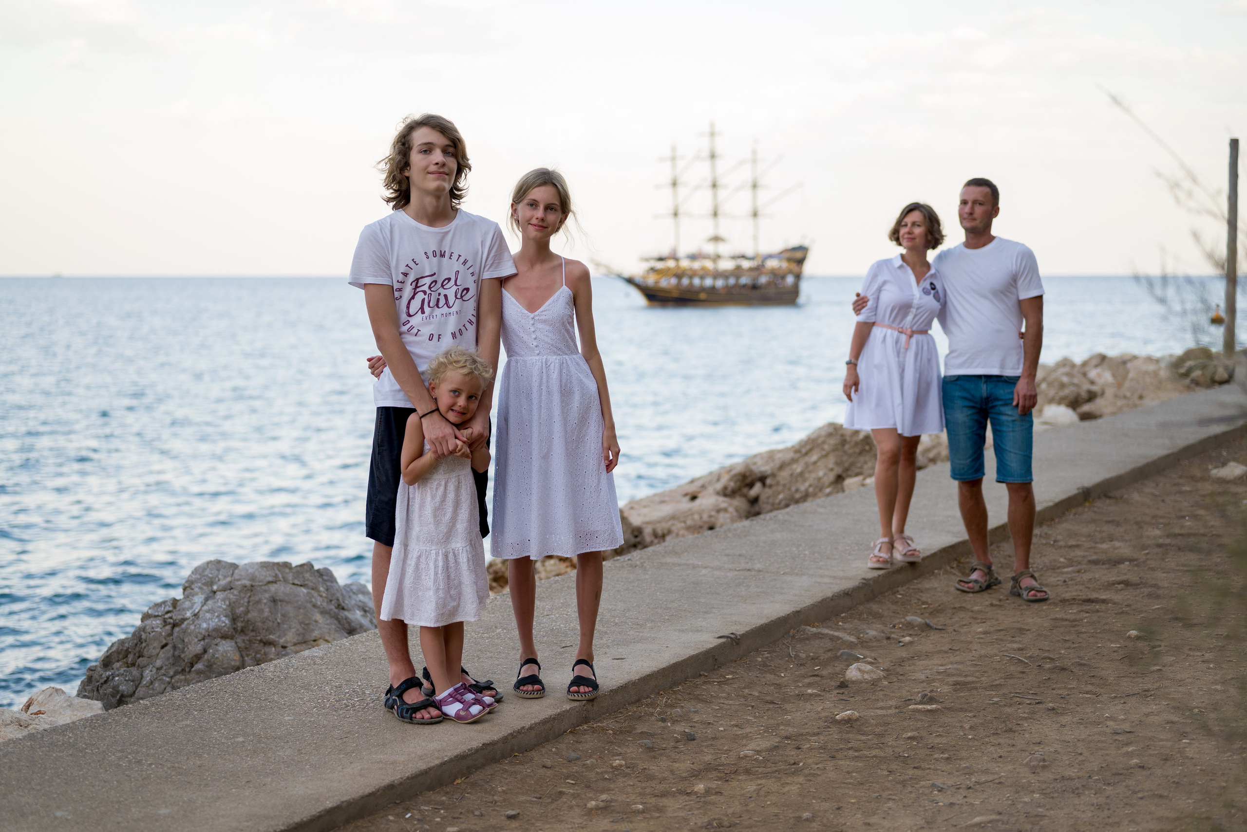 Семейная фотосессия в парках Кемера. Photographer in Antalya, Kemer, Turkey