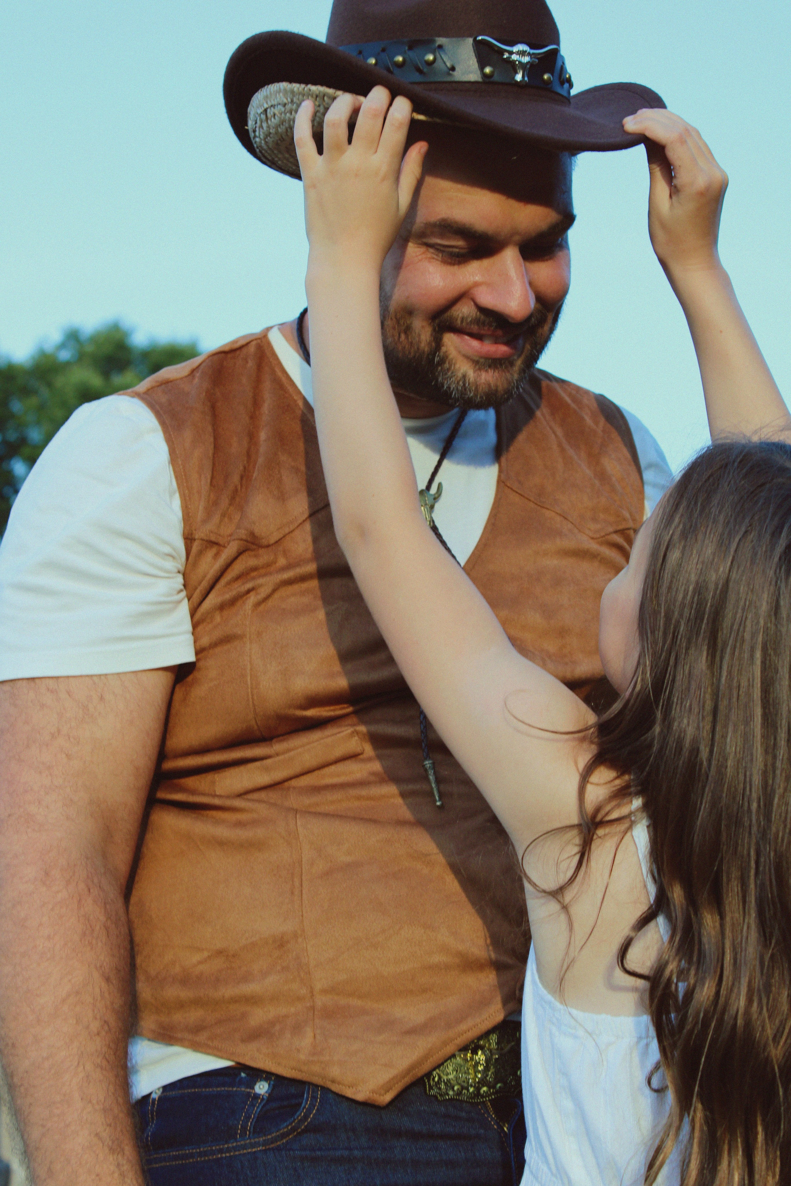 Texas Countryside Family Photoshoot in Cowboy Style. Lana Petrychenko — Portrait & Family Photographer. Valencia, Spain