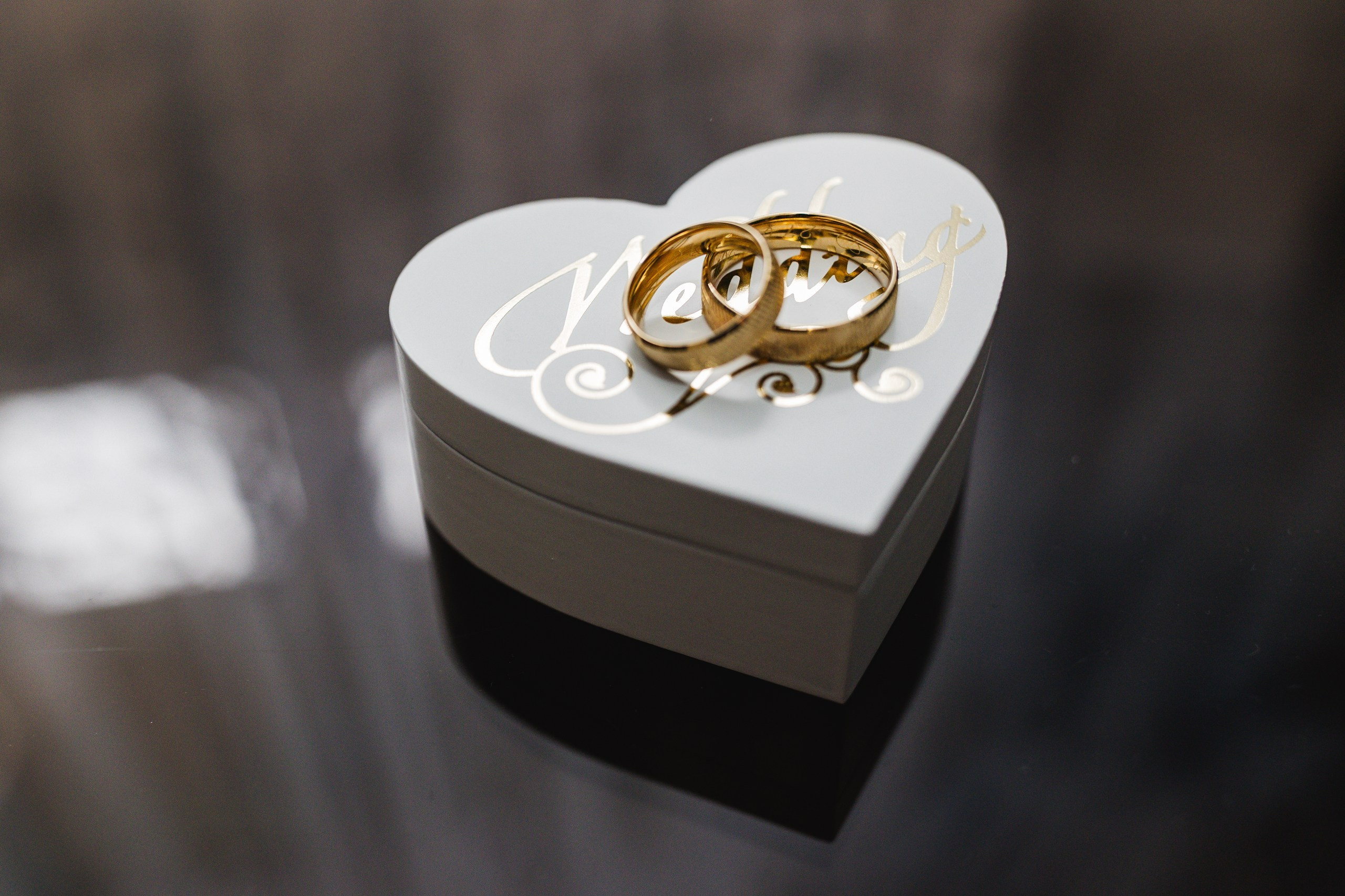 * fotograf stare civilă Siret* fotograf Bucovina* fotograf nuntă Suceava* fotograf Iași Botoșani* stare civilă tradițională* ie românească nuntă* AlinoFotoStudio* fotograf Andrei și Andreea- Alin Chirilă fotograf – stare civilă Siret, Suceava, Andrei și Andreea în ie tradițională, poveste spusă prin fotografiefotograf stare civilă Siret Suceava Alin Chirilă – miri îmbrăcați în costum tradițional bucovineanAlin Chirilă fotograf nuntă Siret Suceava – stare civilă autentică în Bucovina, emoții realefotograf Siret Suceava Alin Chirilă – Andrei și Andreea la starea civilă în ie tradiționalăstare civilă Siret fotograf Alin Chirilă – cadre naturale cu miri în costum popular din Bucovinafotograf nuntă Siret Suceava Alin Chirilă – povestitor prin fotografie, moment emoționant la starea civilăAlin Chirilă fotograf stare civilă Siret – iubire autentică surprinsă în stil documentarfotograf Bucovina Siret Alin Chirilă – stare civilă în ie tradițională, cadre pline de emoțieAlin Chirilă fotograf Suceava – Andrei și Andreea spun DA la starea civilă în Siretfotograf stare civilă Suceava Siret Alin Chirilă – poveste de iubire în stil tradițional românesc - Alin Chirilă fotograf profesionist, AlinoFotoStudio, fotograf evenimente Siret, Suceava County, Iași, Bacău County, Botoșani, Neamț County, fotograf nunți, botezuri, cununii civile, portrete și momente autentice surprinse elegant.- Alin Chirilă surprinde momente elegante de nuntă și evenimente speciale prin AlinoFotoStudio, fotograf disponibil în Siret, Suceava County, Iași, Bacău County, Botoșani și Neamț County, specializat în nunți, botezuri și cununii civile. - Alin Chirilă fotograf profesionist, AlinoFotoStudio, fotograf nuntă și evenimente în Siret, Suceava, Iași, Bacău, Botoșani și Piatra Neamț, fotograf nunți, botezuri, cununie civilă, ședințe foto, trash the dress, logodnă, familie, portrete și fotografii autentice. - AlinoFotoStudio by Alin Chirilă, fotograf evenimente premium în Suceava County, Iași County, Bacău County, Botoșani County și Neamț County, fotograf de familie, fotograf ceremonii religioase, petreceri și momente emoționante. - Alin Chirilă fotograf, povestitor prin fotografie, servicii foto profesionale pentru mireasă, mire, pregătiri nuntă, biserică, restaurant, valsul mirilor, tradiții românești și amintiri de neuitat în Moldova.