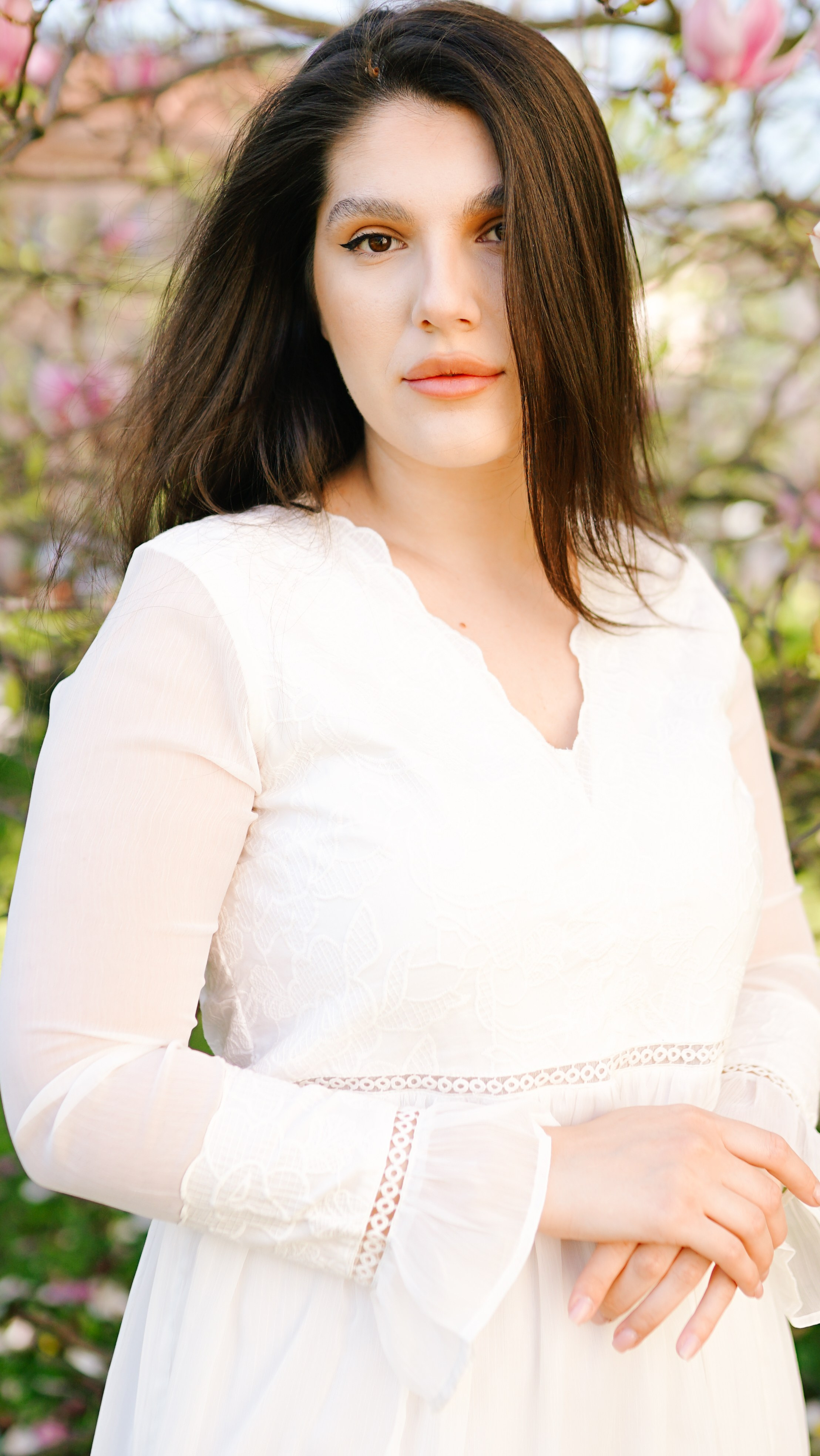 Fotografie de Portret Brașov | Artist Mădălina Beda. Madalina Beda- Artist vizual, fotograf, doula la nastere, consultant babywearing Brasov si in toata tara