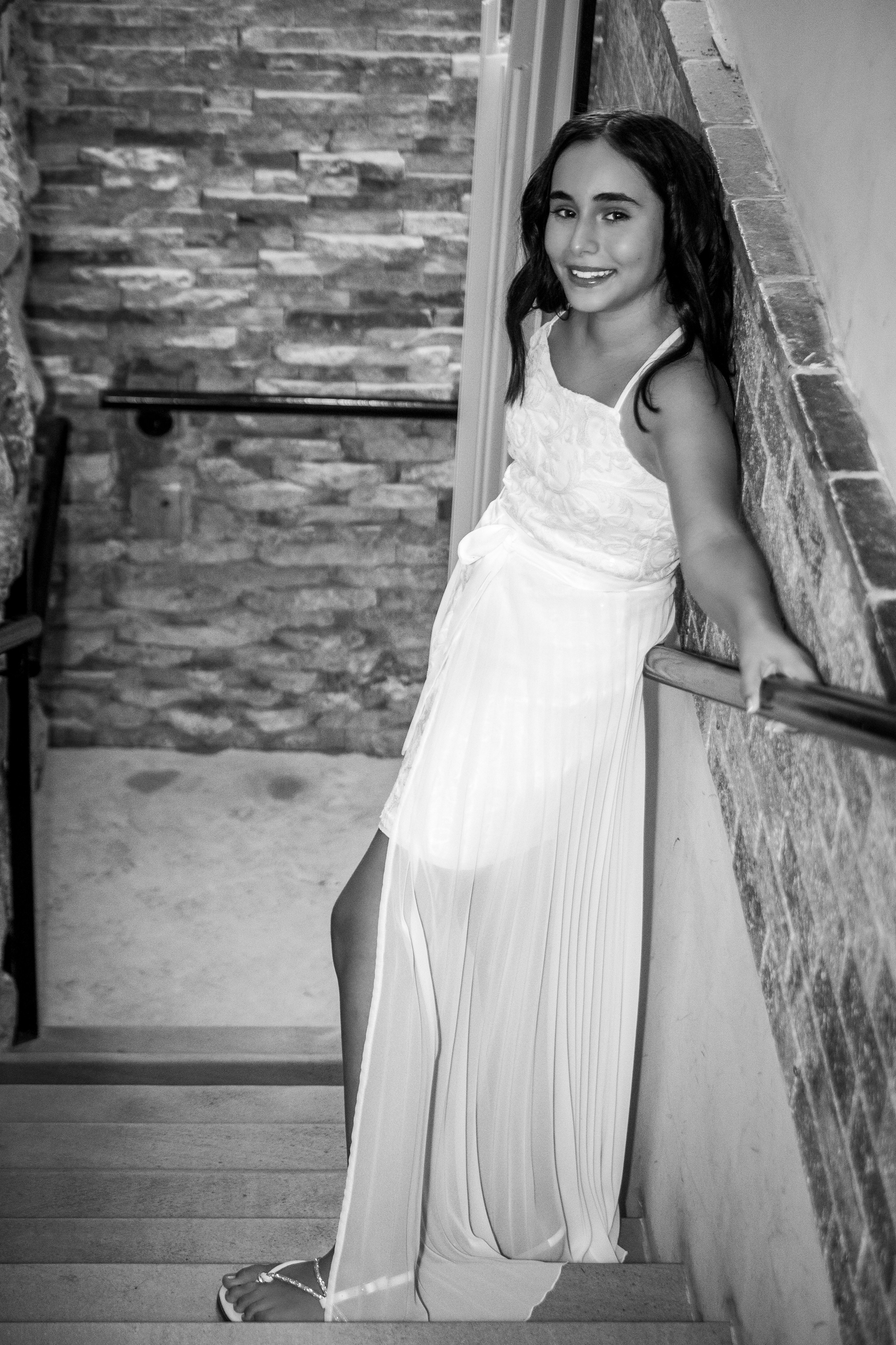 אמילי חוגגת. Middle East Photo Agency — Photography & Event Magnets — סוכנות צילום והדפסת מגנטים לאירועים