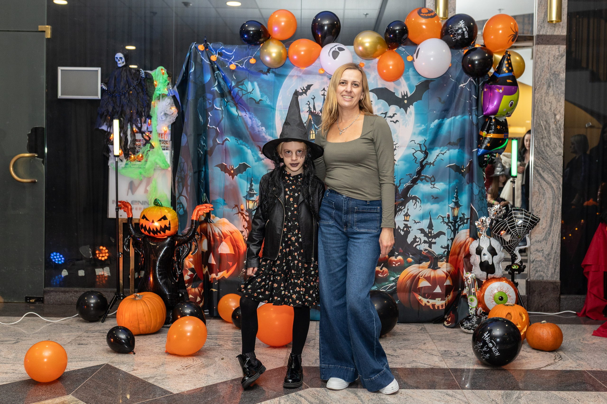 Leo dance studio Helloween 2025. Семейный и детский фотограф в Варшаве Мила Бобровская
