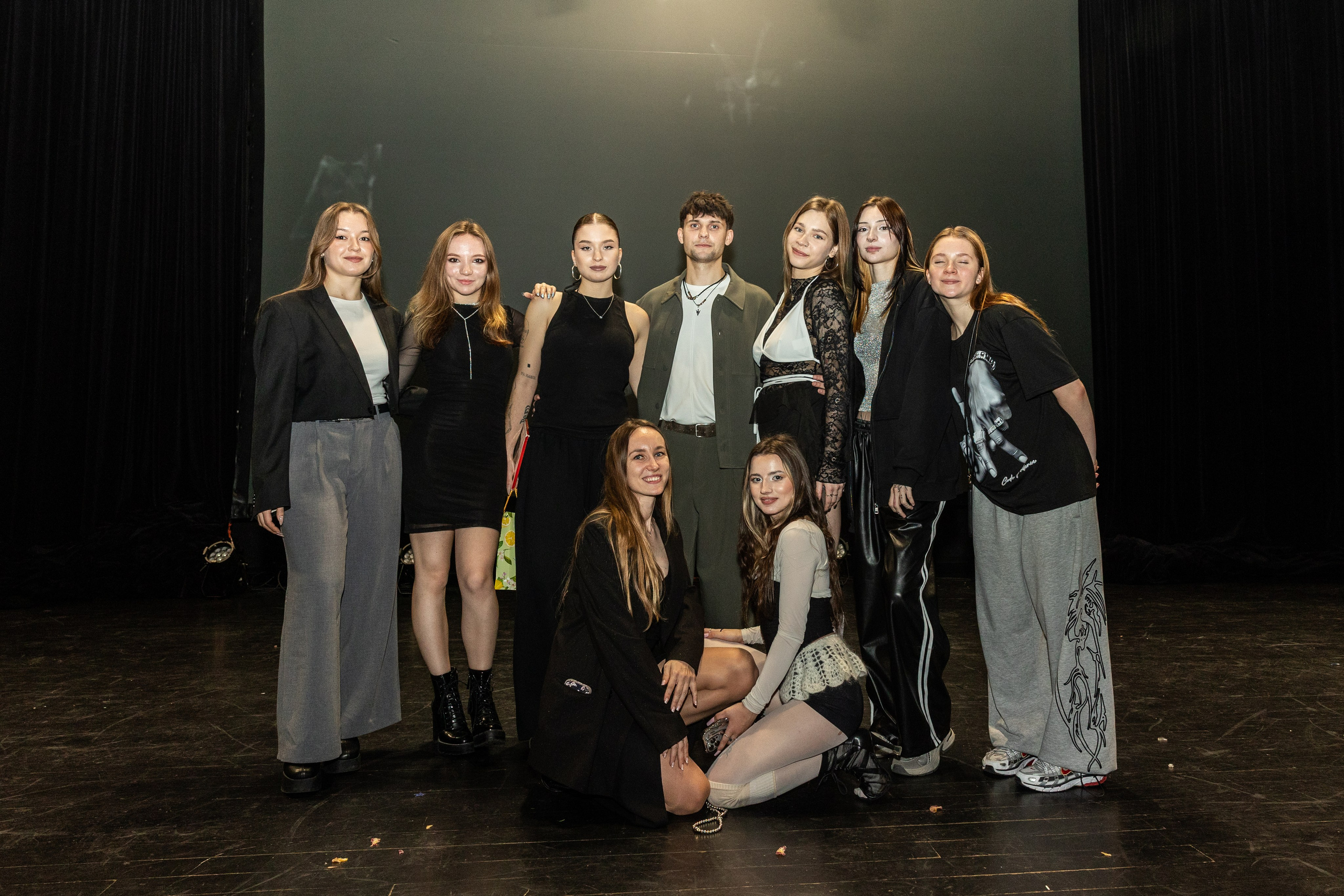 LEO DANCE SHOW WINTER 2025. Семейный и детский фотограф в Варшаве Мила Бобровская