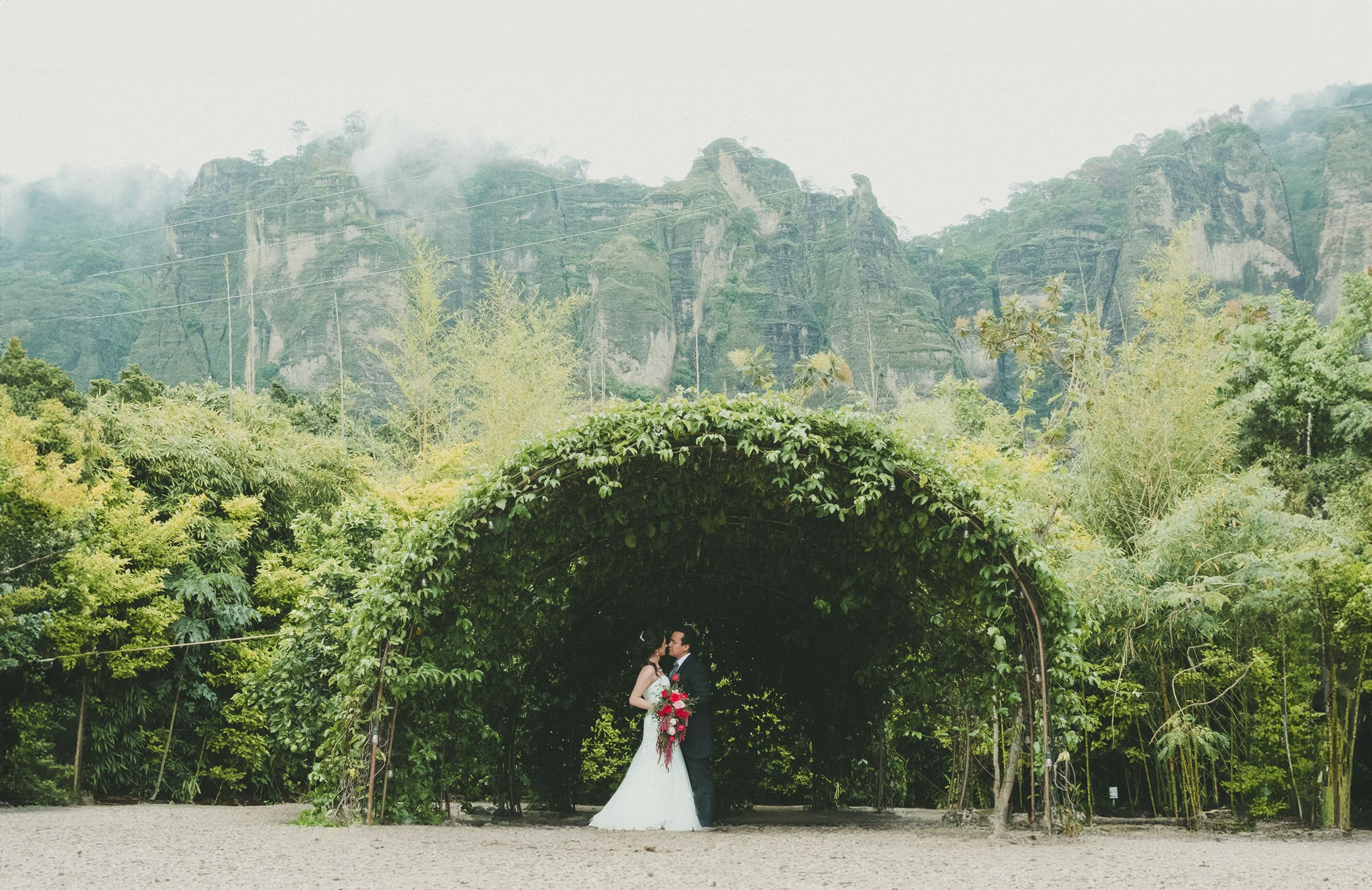 Ivonne & Carlos. Wedding and family photographer in Mexico City