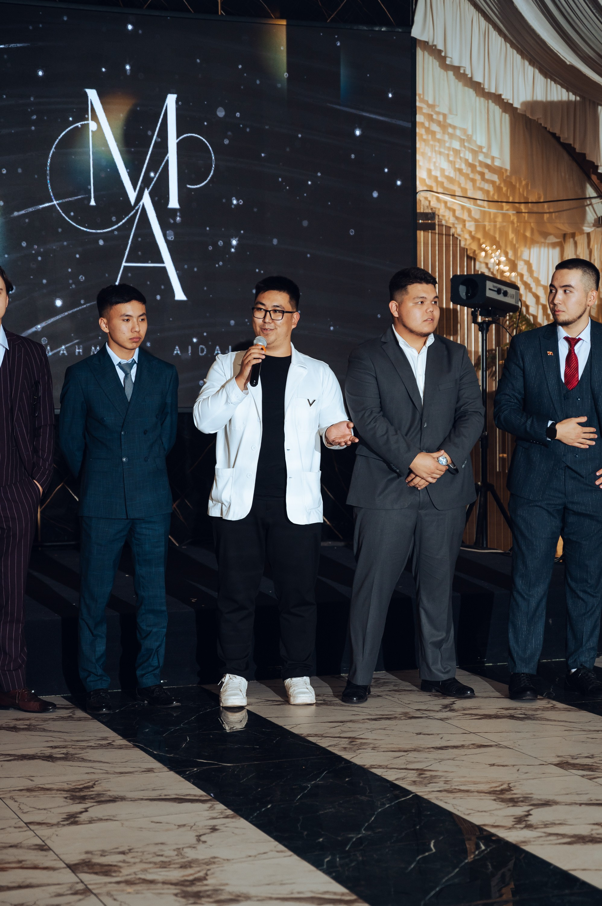 MAHMUD & AIDAI. Фотограф в Бишкеке Андрей Кавешников