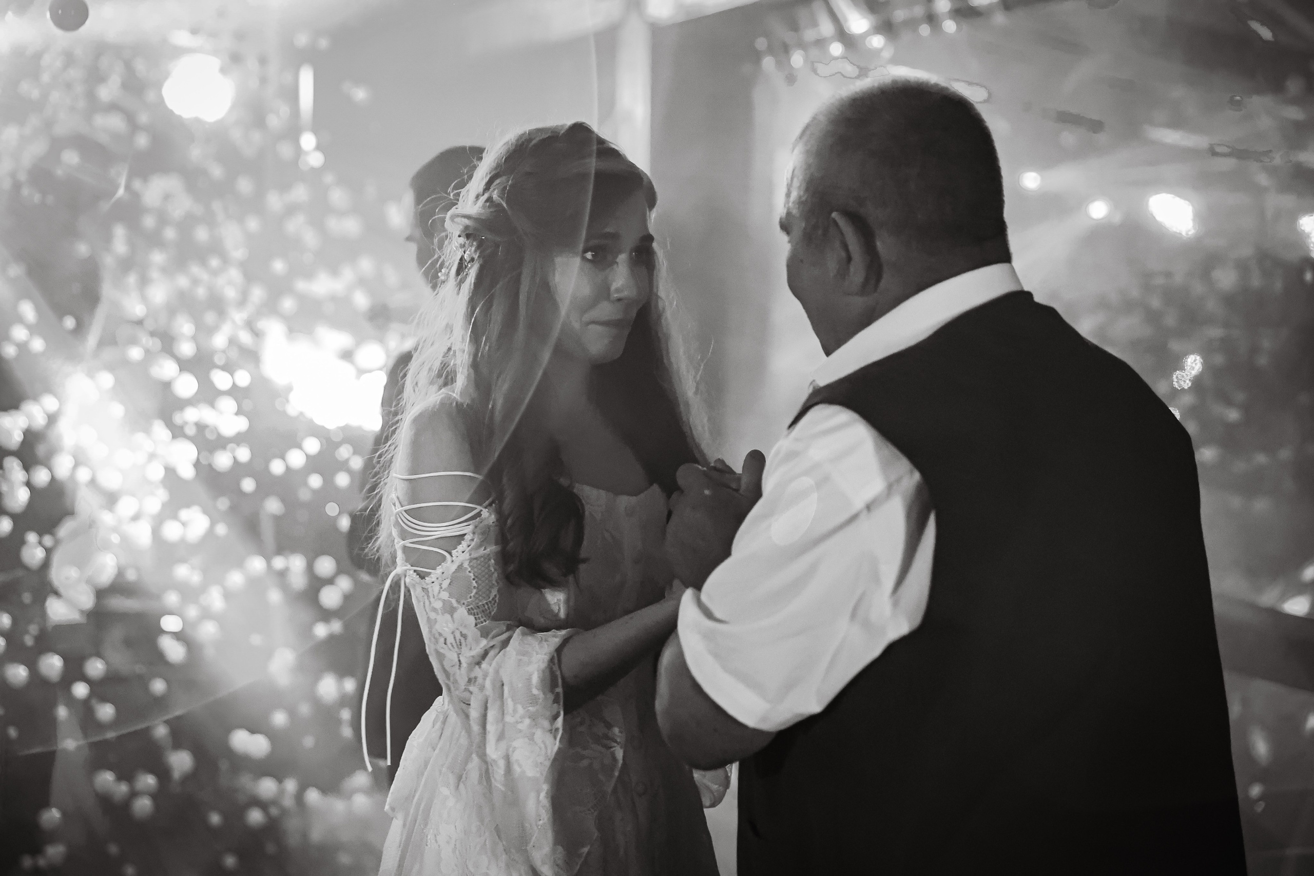 Orsi & Remus, eleganță în inima Transilvaniei. Rares Bucur is a professional wedding photographer based in Cluj-Napoca, Romania, specializing in wedding photography