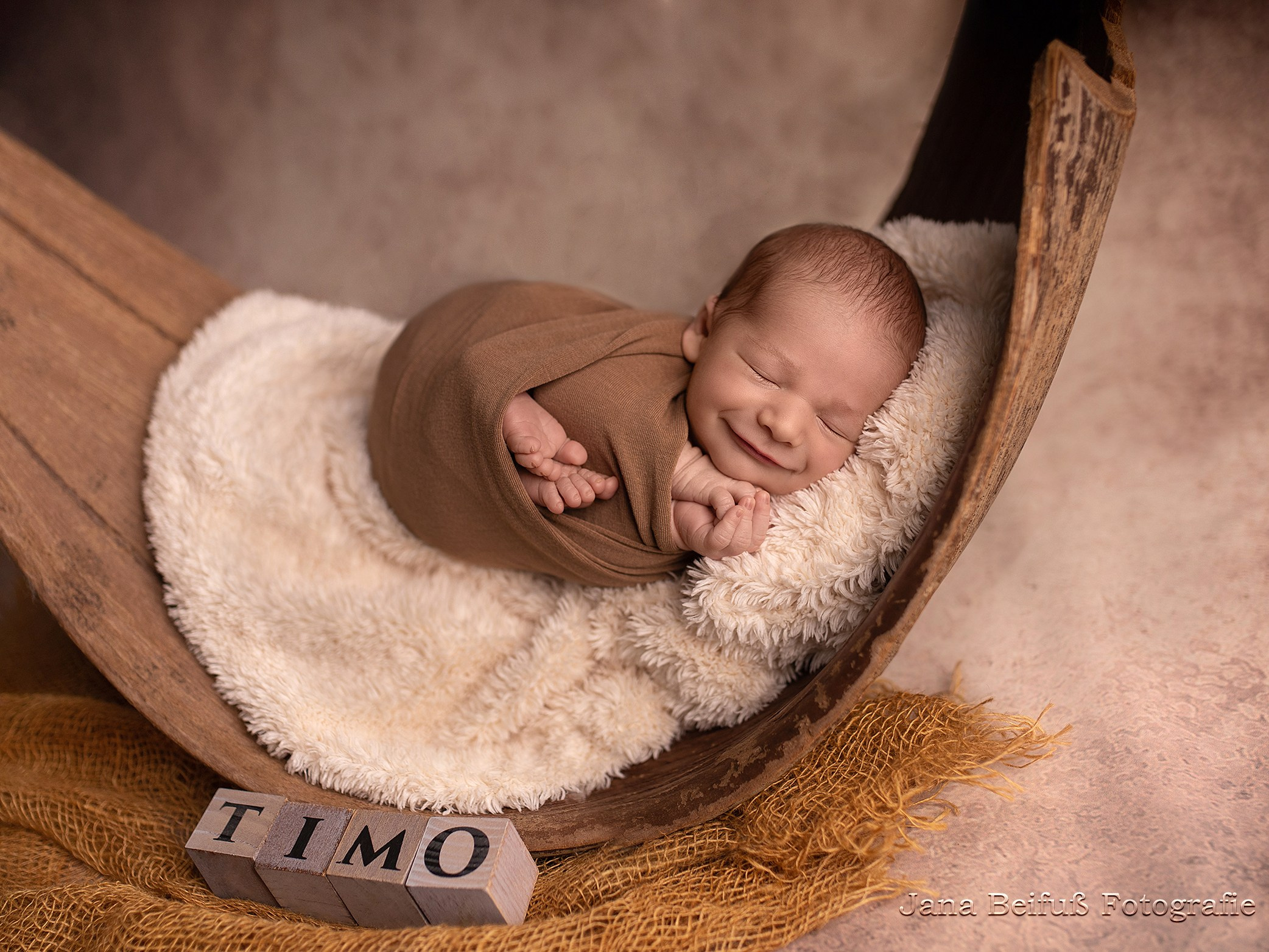 Informationen zum Neugeborenenfotoshooting. Jana Beifuß, professionelle Neugeborenenfotografin in Weißenhorn, Ulm, Neu-Ulm, Illertissen, Pfaffenhofen a. d. Roth