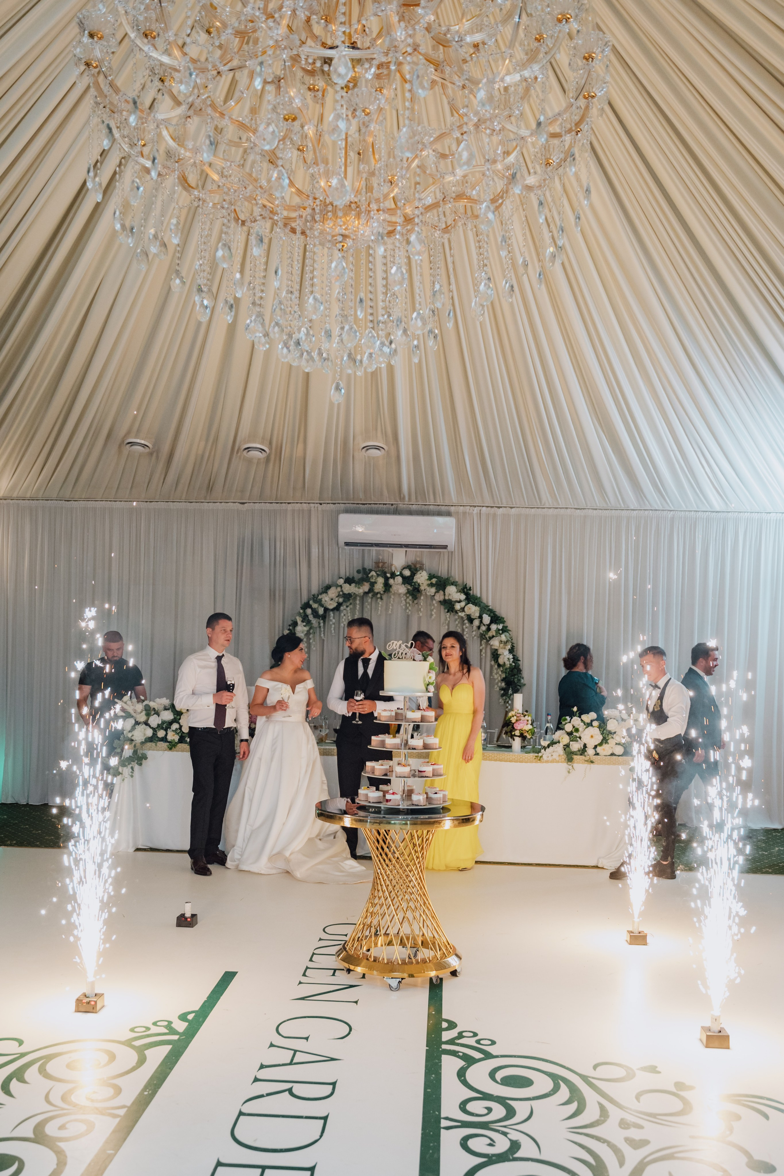 Minodora & Claudiu. Dragosbaciuartphotographer