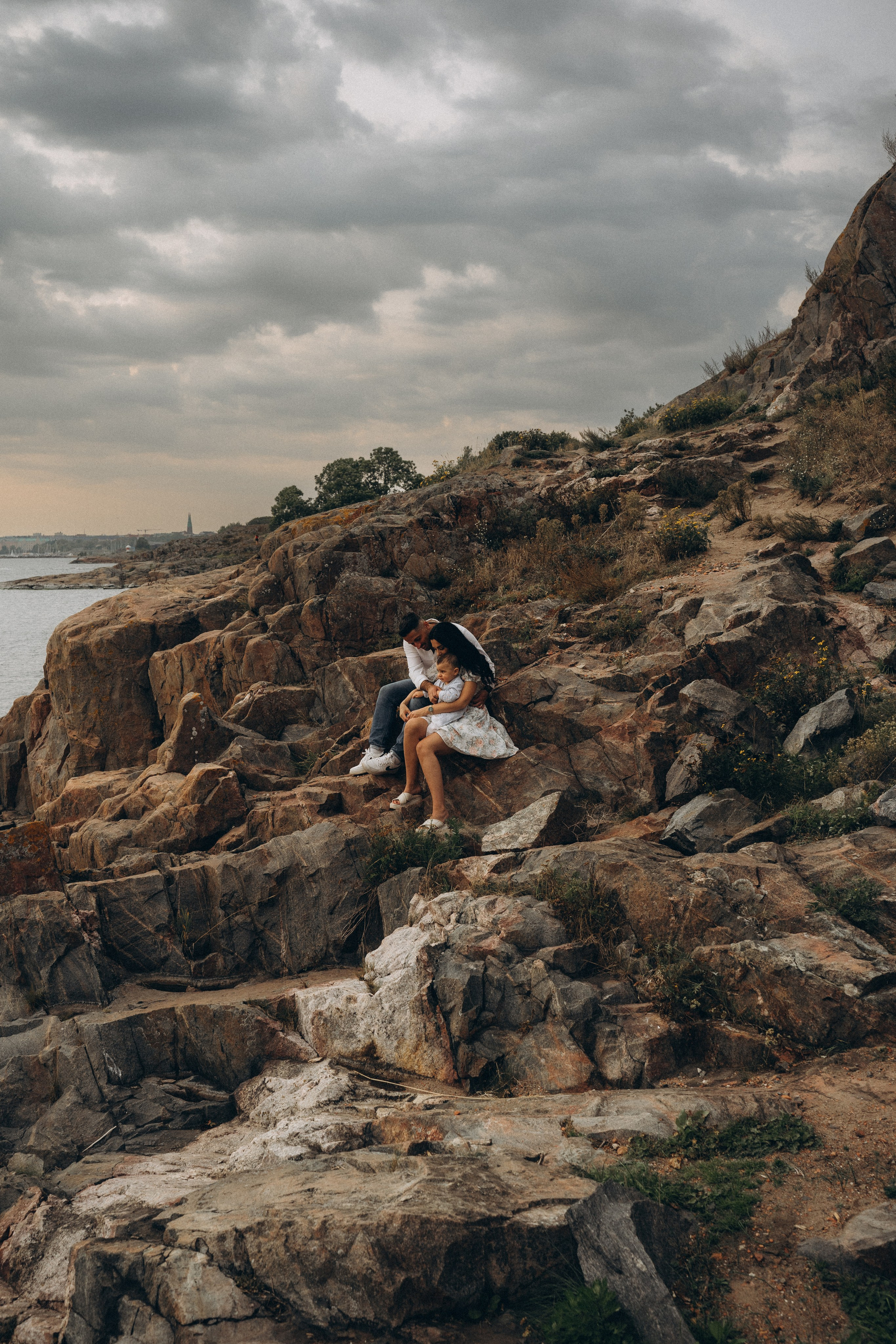 Summer. Wedding and potrait photographer in Helsinki Vickan O