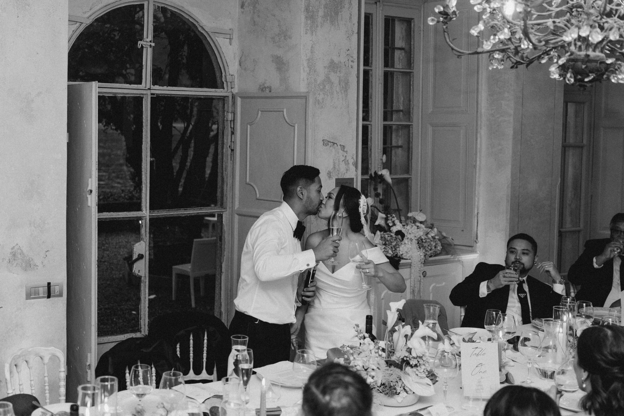 BEATRICE AND RAFAELE_LAKE COMO_Villa Regina Teodolinda. PHOTOGRAPHER IN ITALY