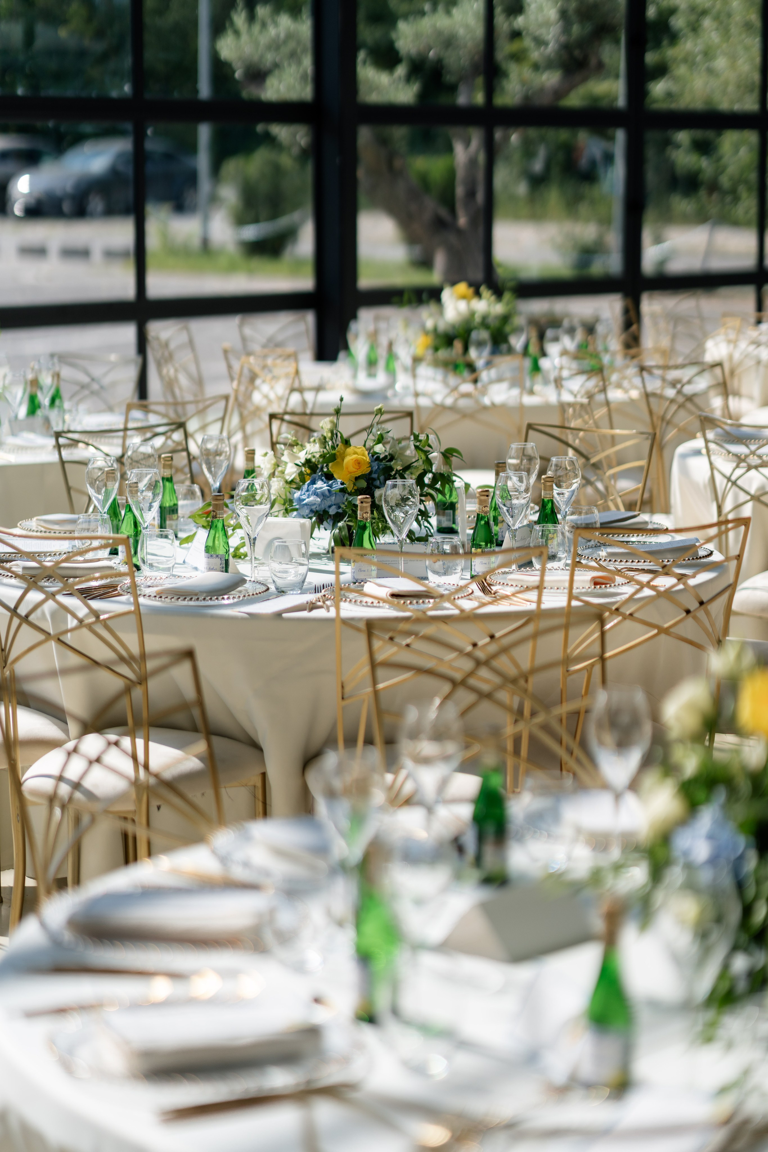 Elly & Andrew. Destination Wedding Photographer Alex Pasarelu