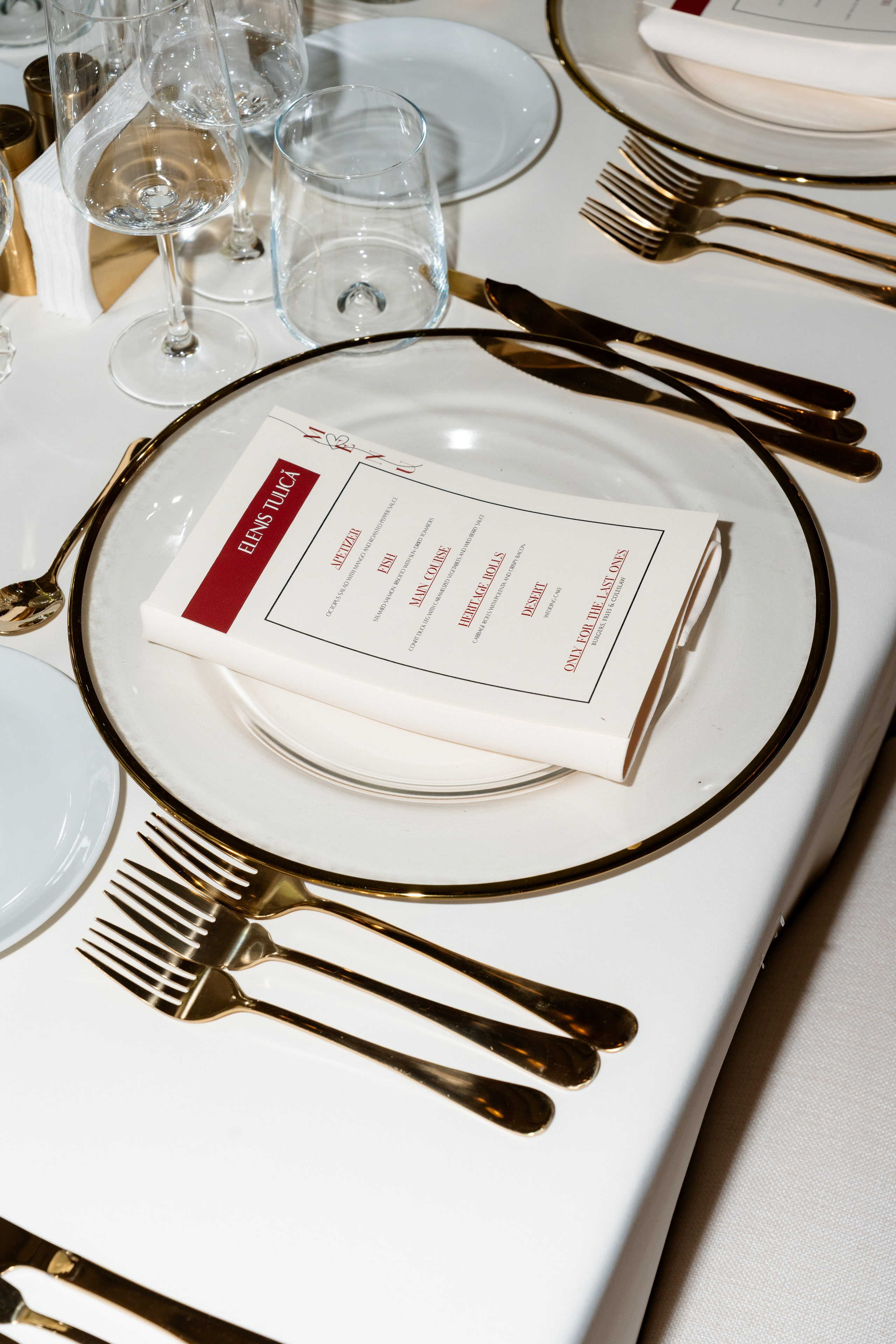 Diana & Octavian. Fotograf de nuntă Alex Pasarelu